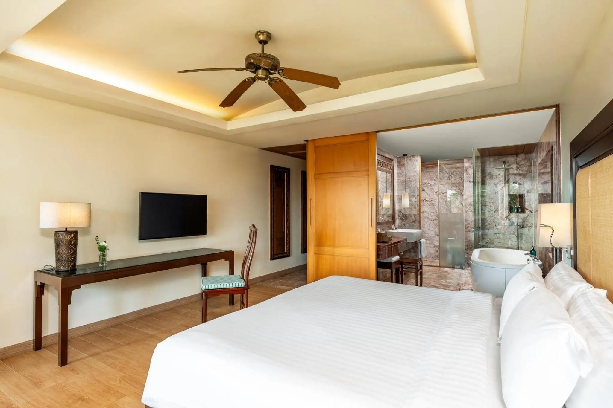 Deluxe Room - King in Centara Grand Beach Resort Phuket