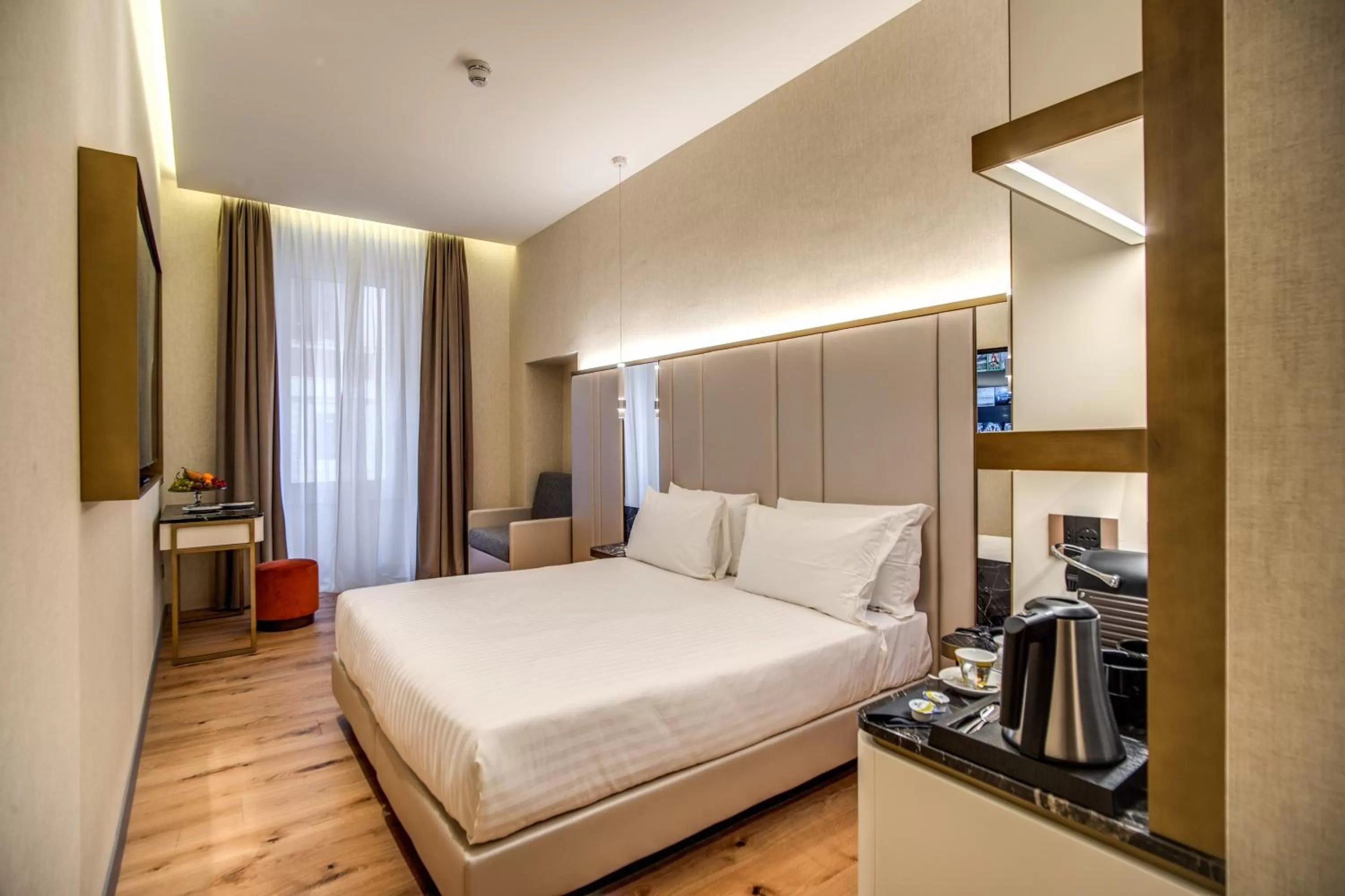 Triple Room in CC Palace Hotel