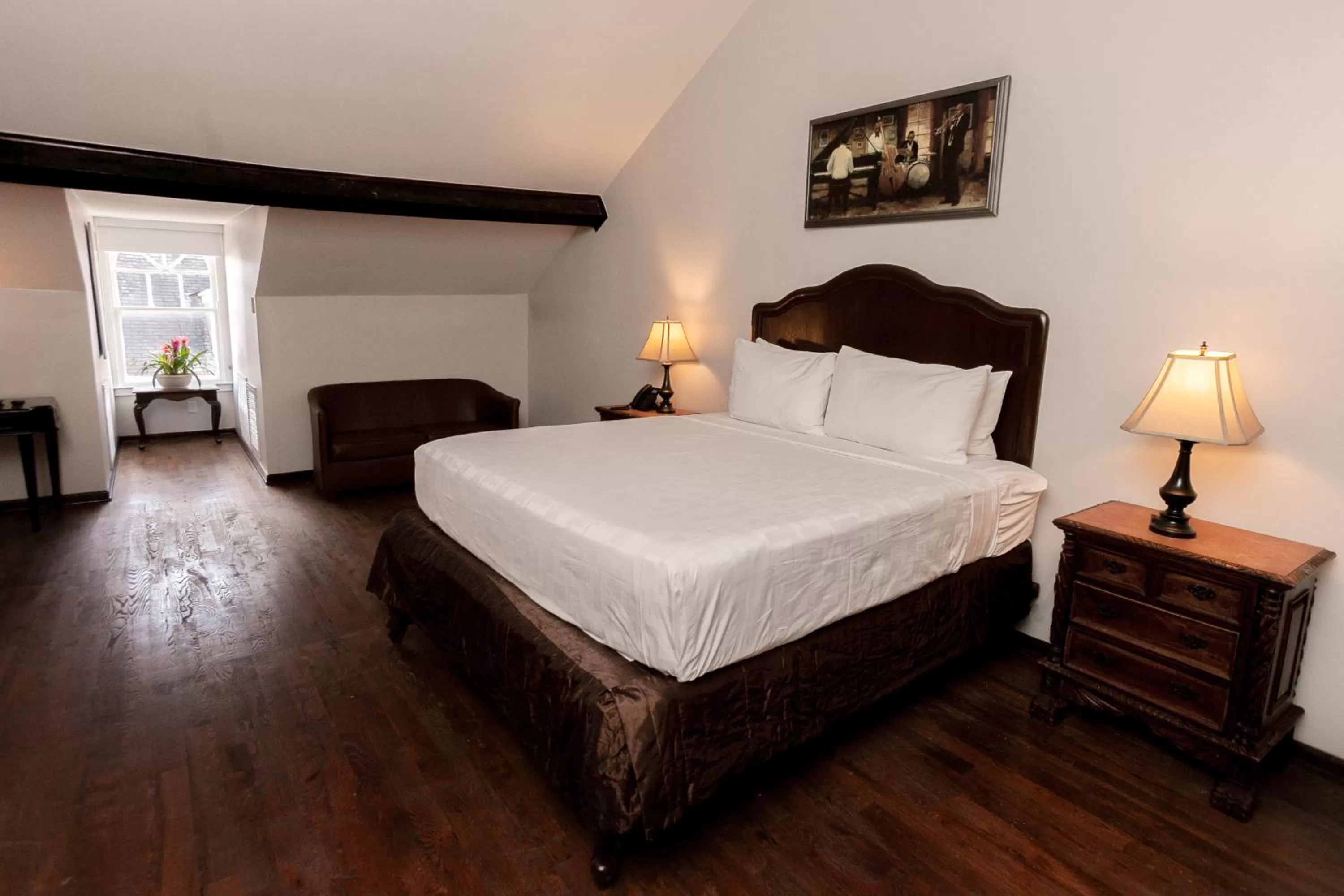 King Suite in Chateau Hotel