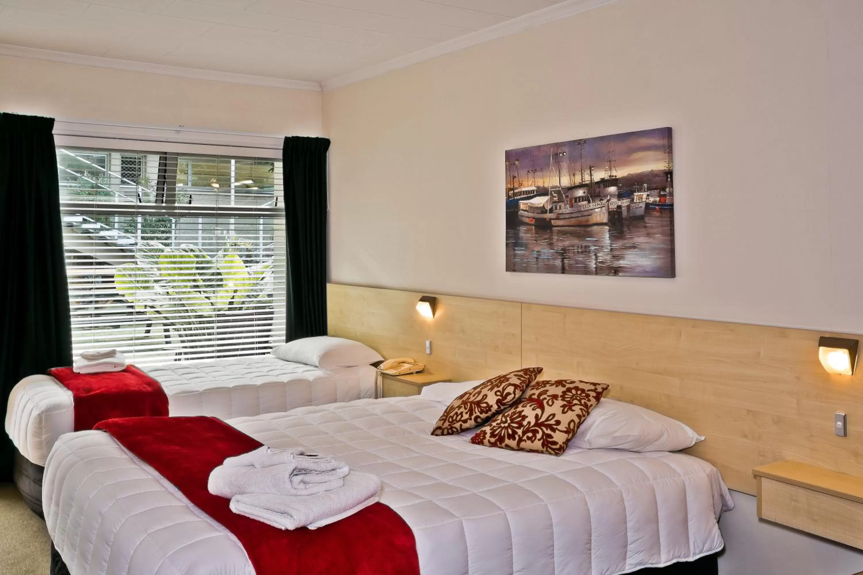 Deluxe Studio in Picton Accommodation Gateway Motel