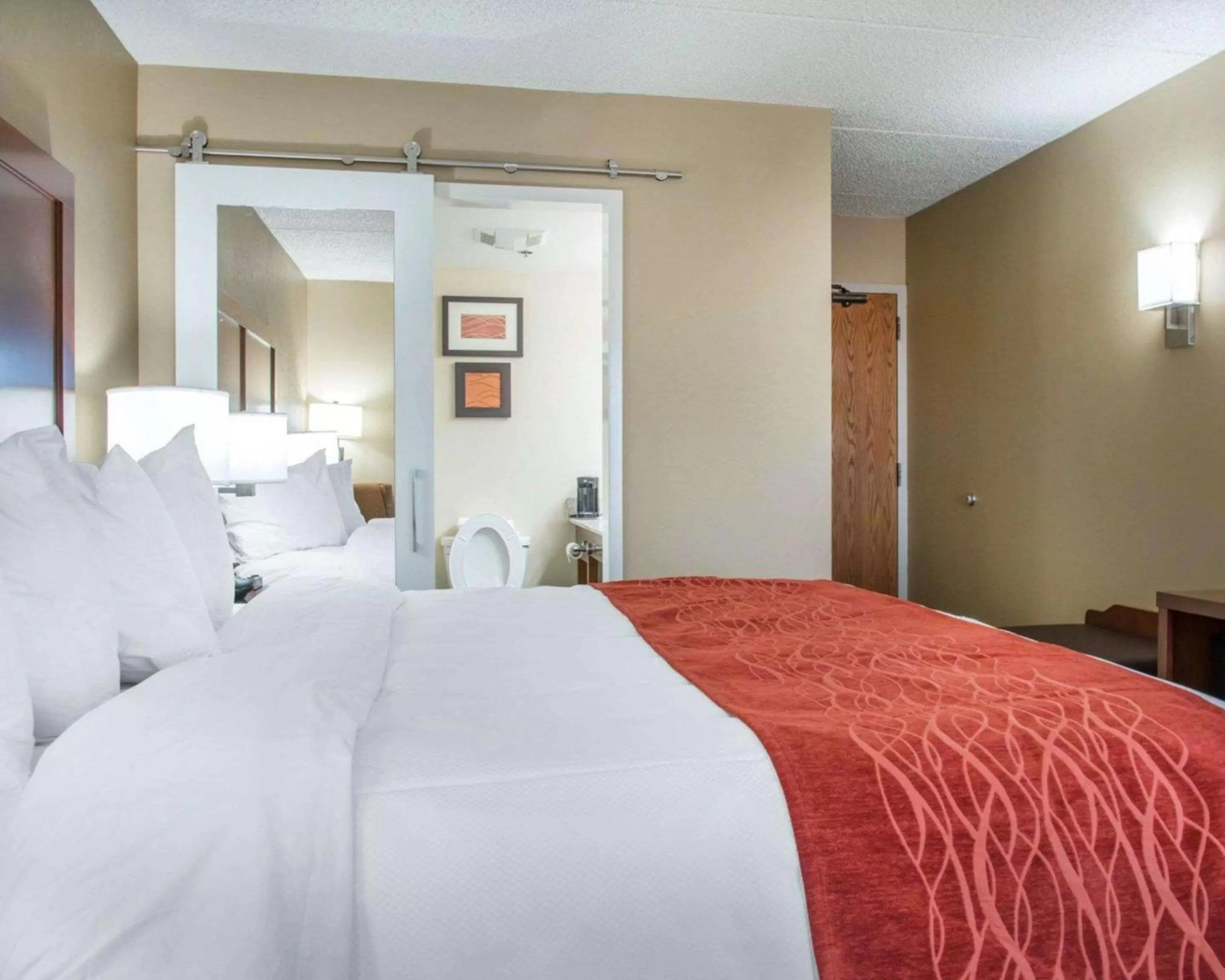 Holiday Inn Express & Suites Eden Prairie - Minneapolis by IHG