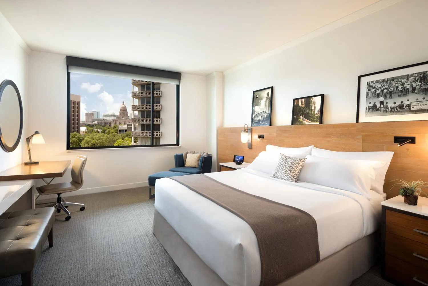 King Room in AT&T Hotel & Conference Center