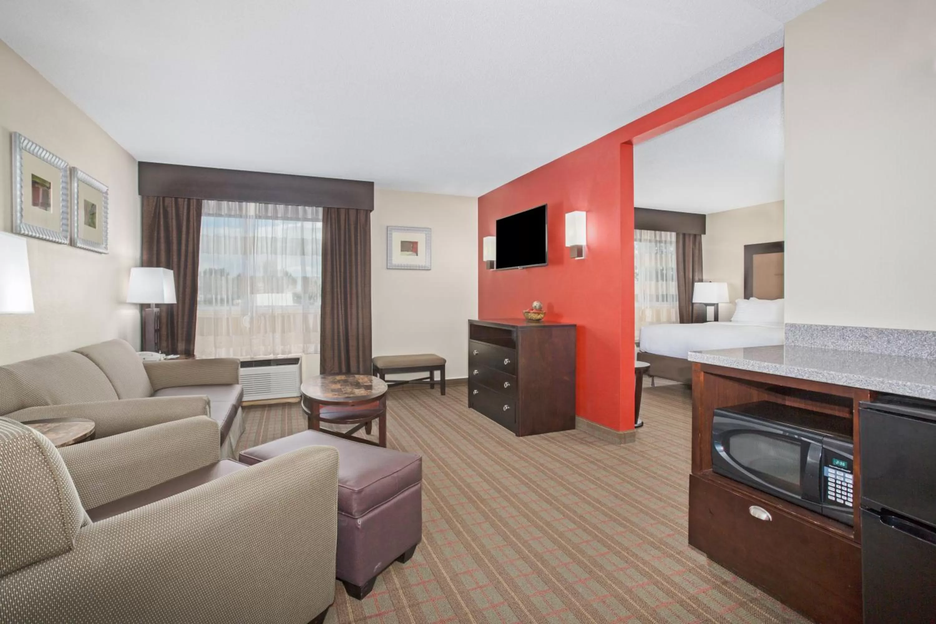 Suite - Hearing Accessible - Non-Smoking in Holiday Inn Riverton-Convention Center by IHG