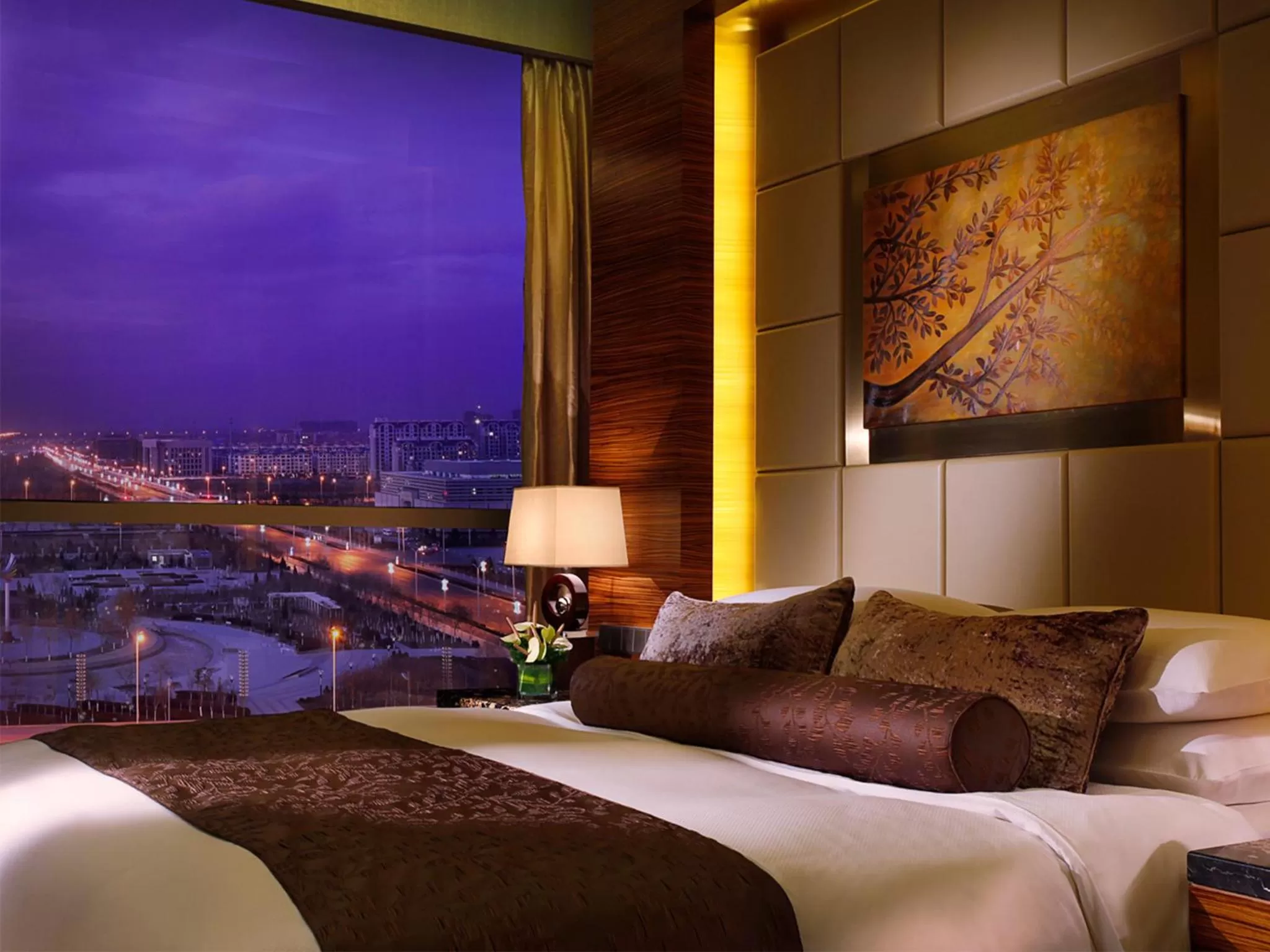Executive Deluxe Room City View King Bed in Kempinski Hotel Yinchuan
