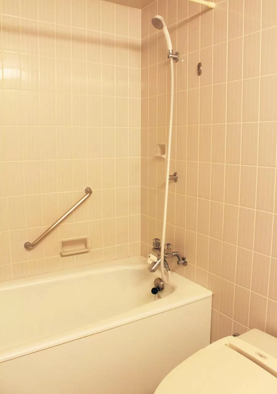 Standard Twin Room with City View - Smoking in Hotel Agora Regency Osaka Sakai