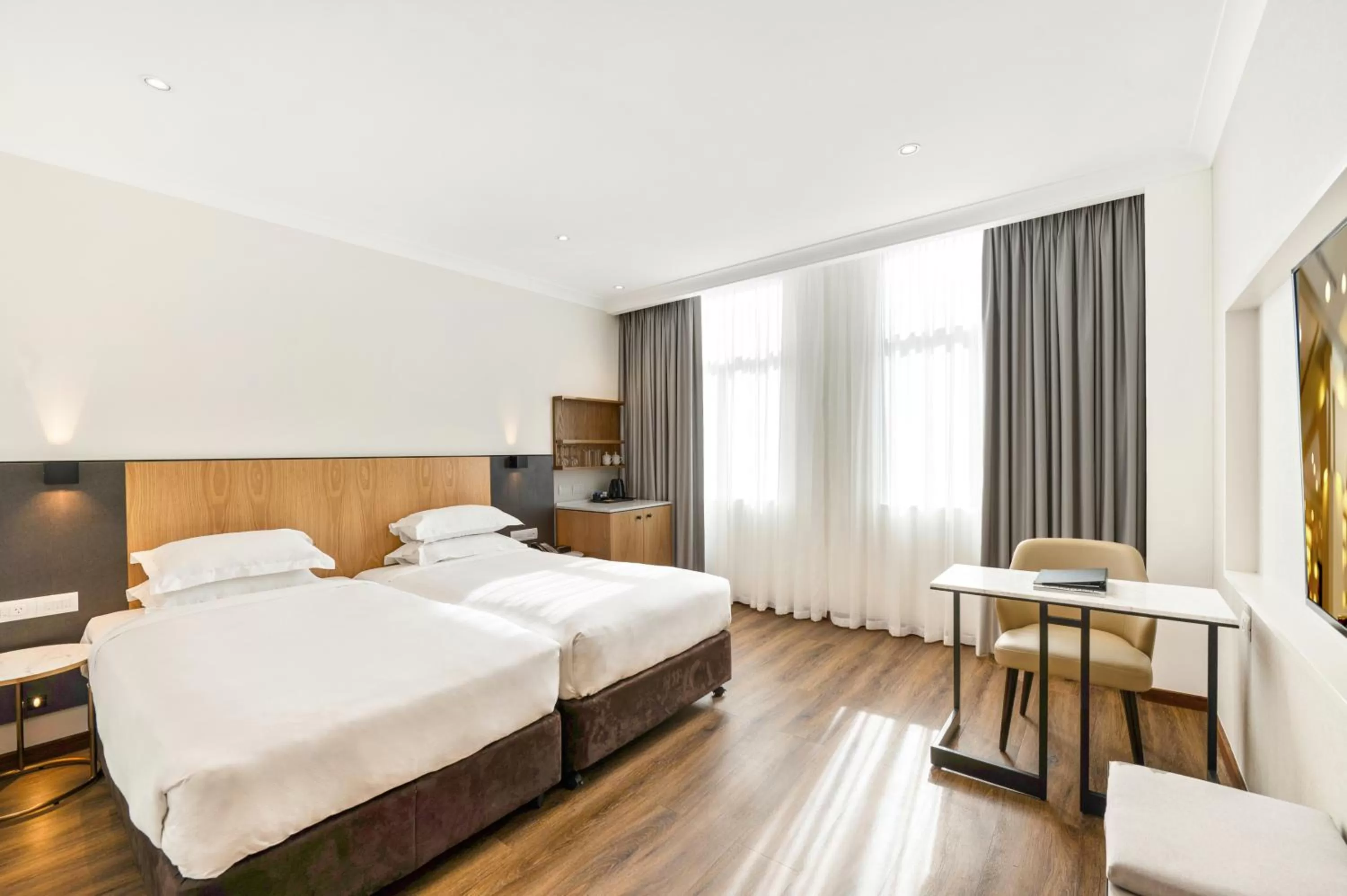 Signature Superior Twin in The Grace Hotel