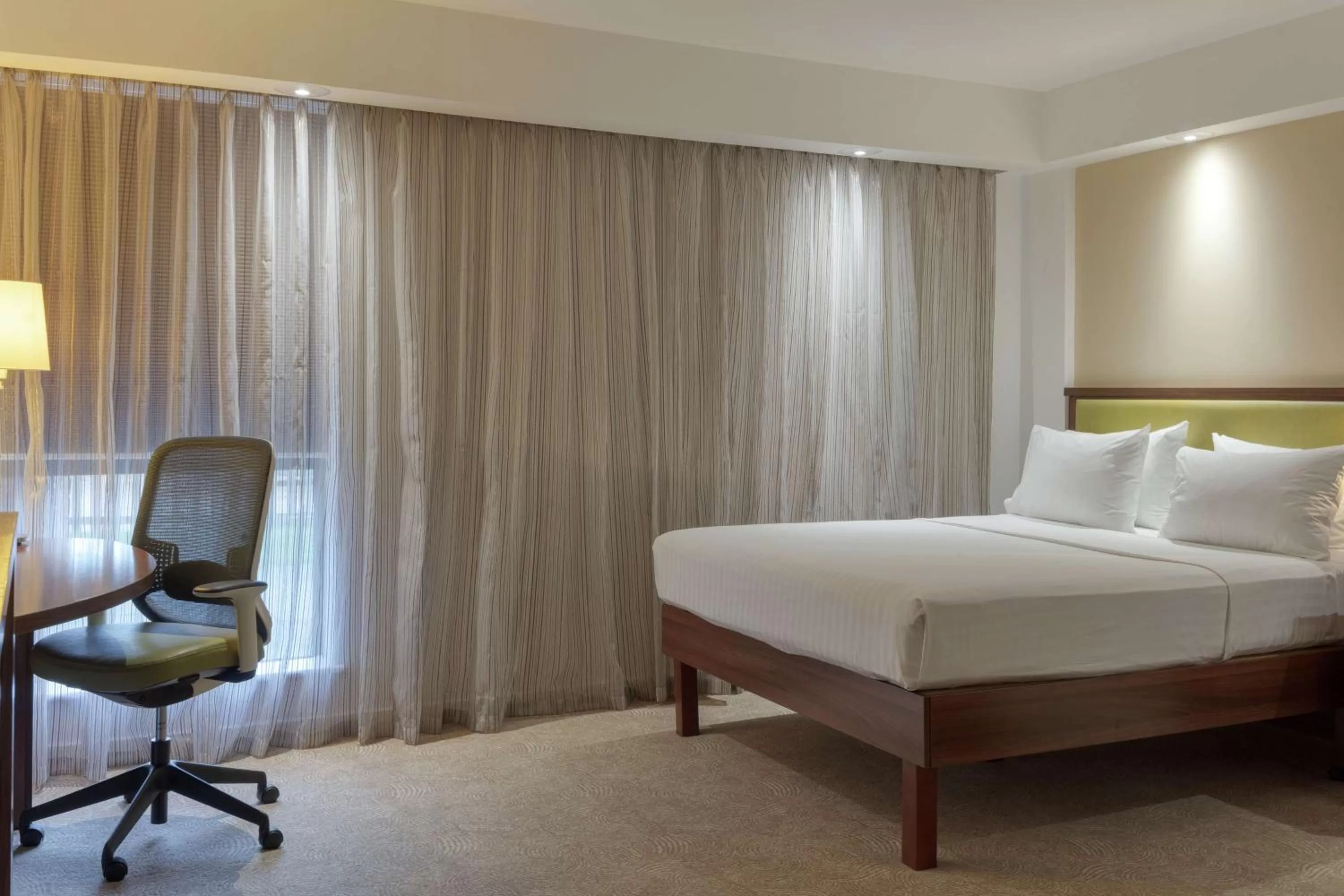 Queen Room with Roll In Shower - Mobility Accessible/Non-Smoking in Hampton by Hilton Corby