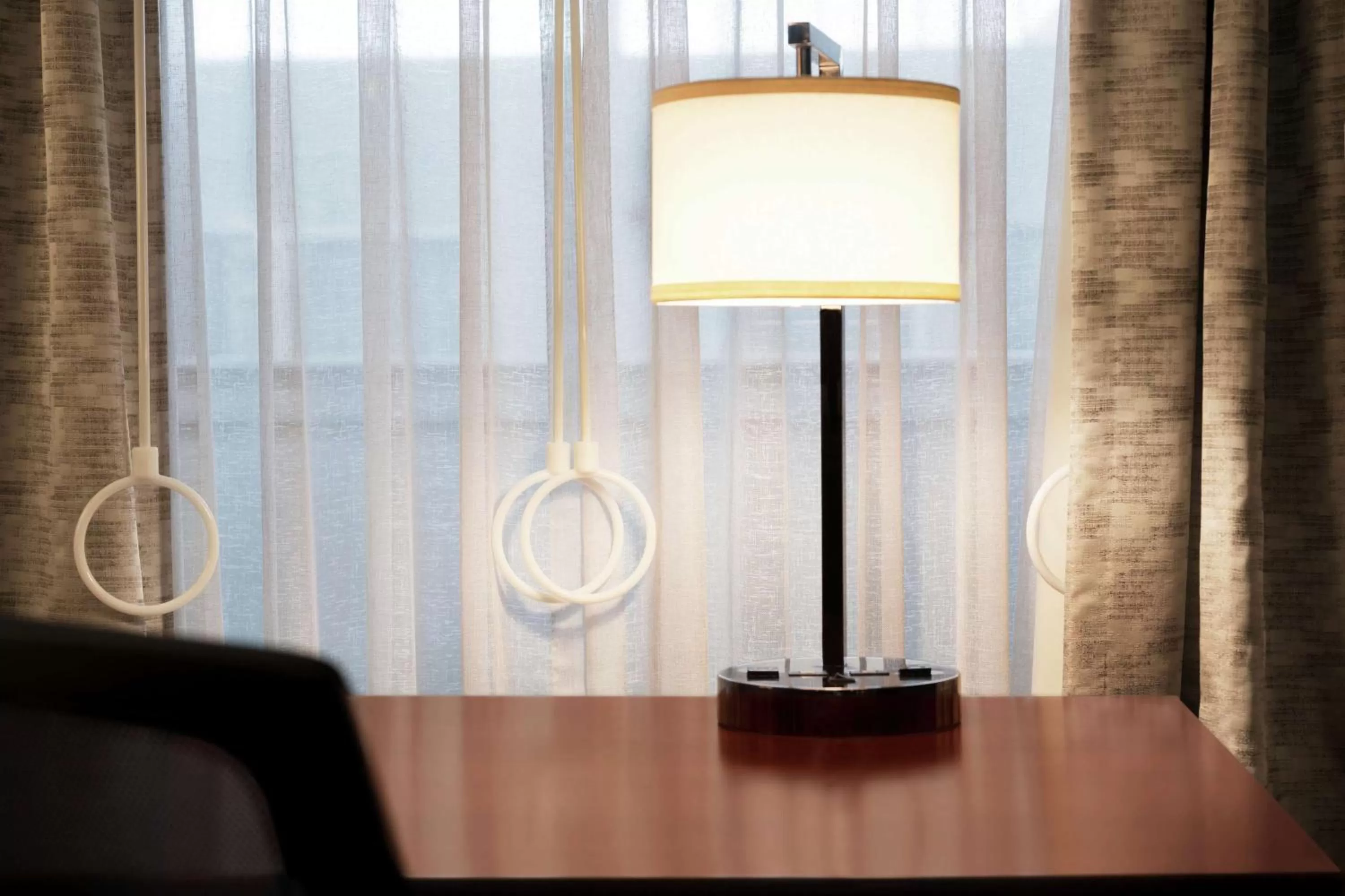 Queen Suite with Bath Tub - Disability Access  in Embassy Suites Brunswick