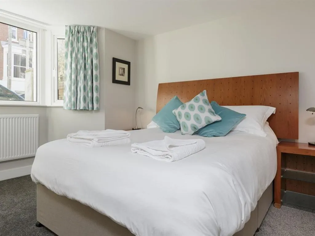 Deluxe King Room in Blue Star House