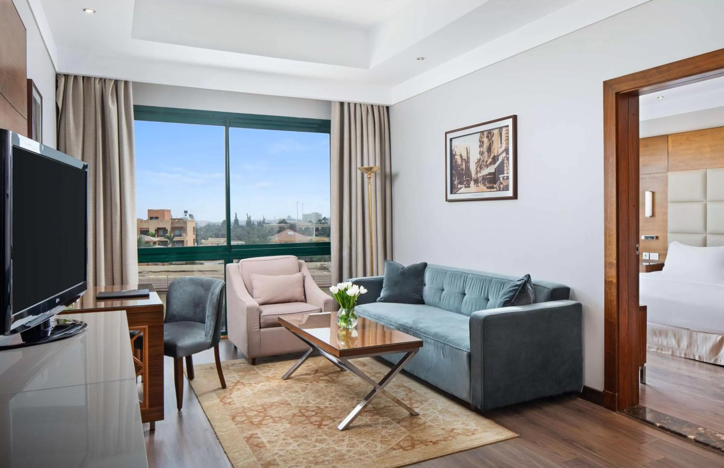 Executive Junior Suite in Hilton Pyramids Golf