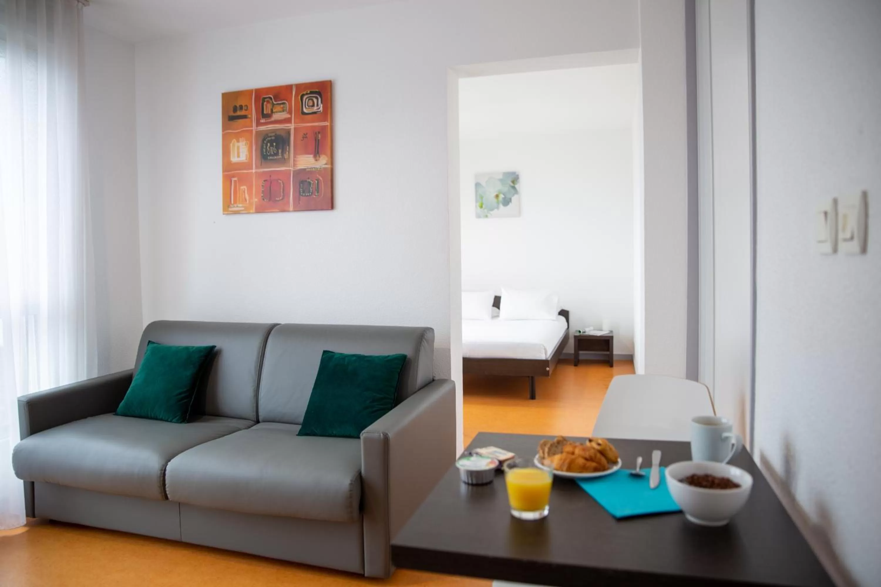 One-Bedroom Apartment in Comfort Aparthotel Besancon Hauts du Chazal