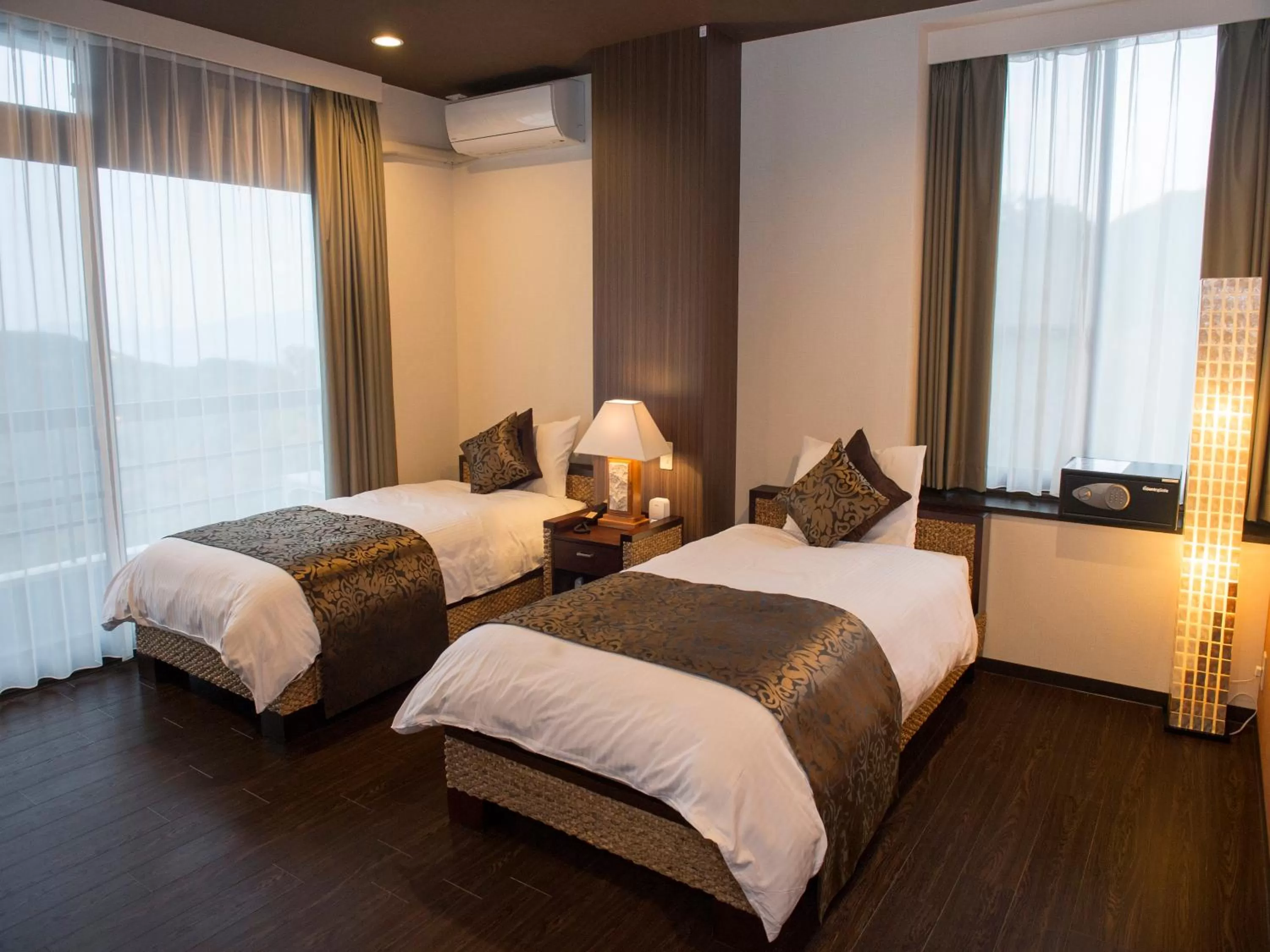 Twin Room with Forest View - single occupancy in Hotel Bokaiso