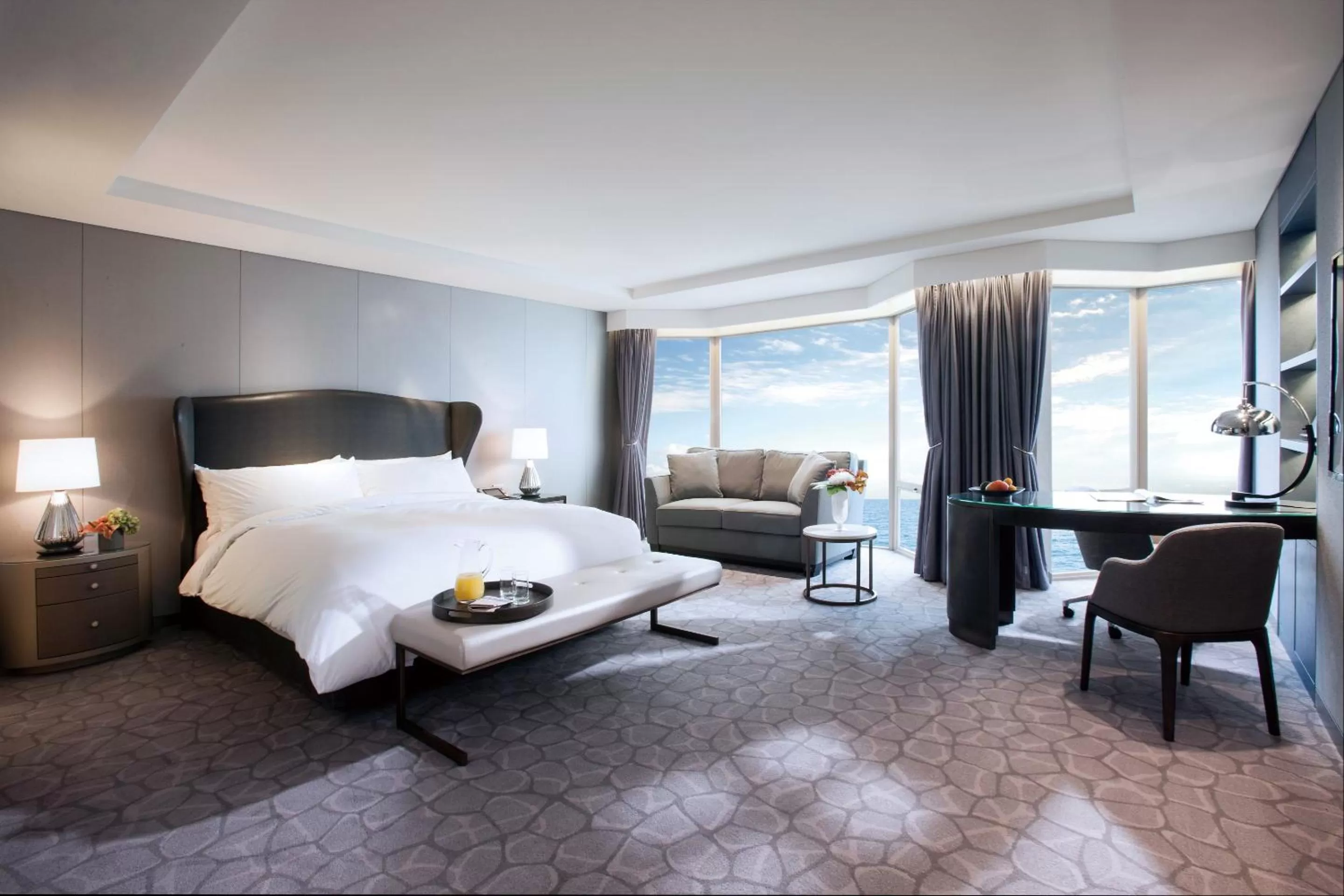 Premium Double Room with Half Sea View - Annex in Paradise Hotel Busan