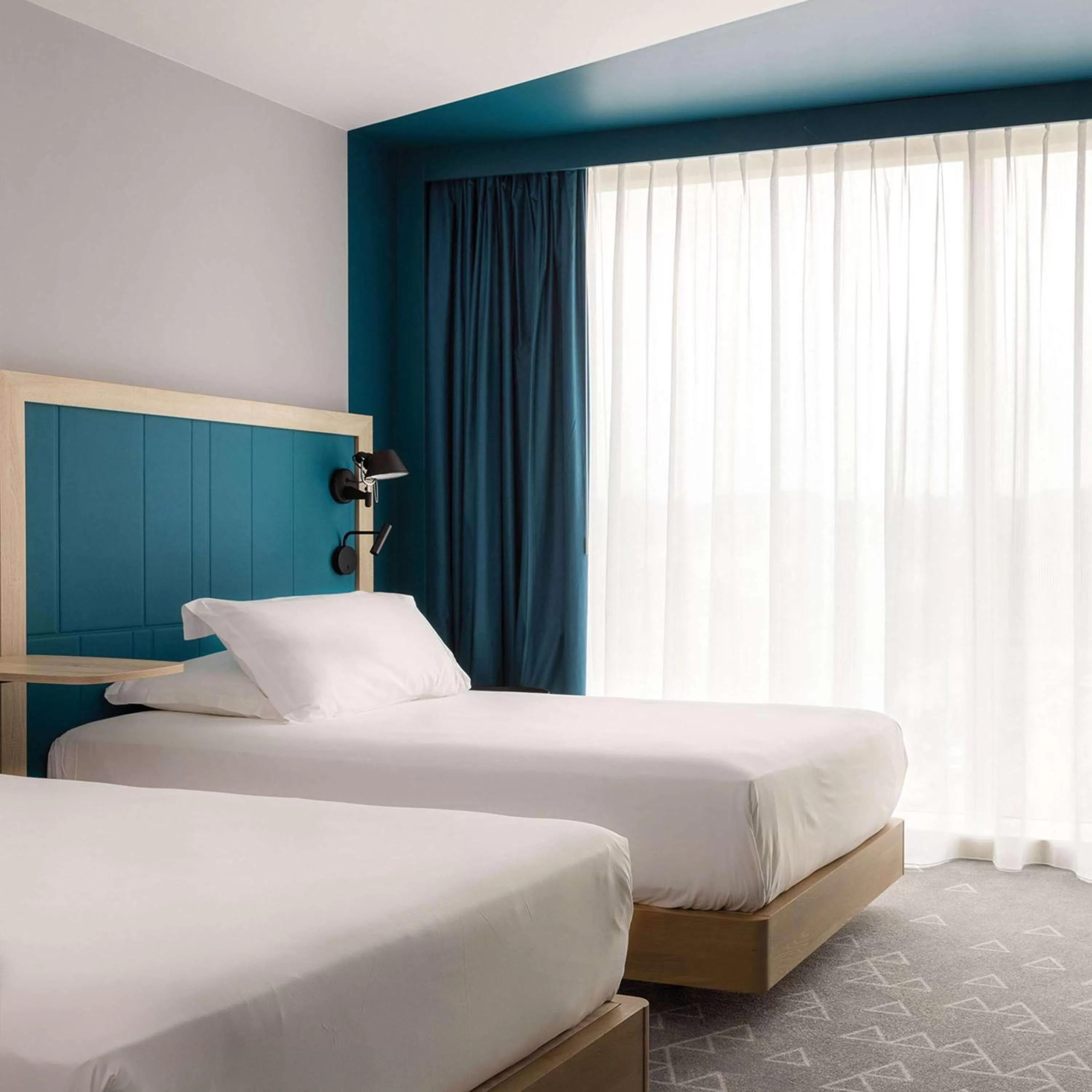 Twin Room with View in Hampton by Hilton Tours Centre, France