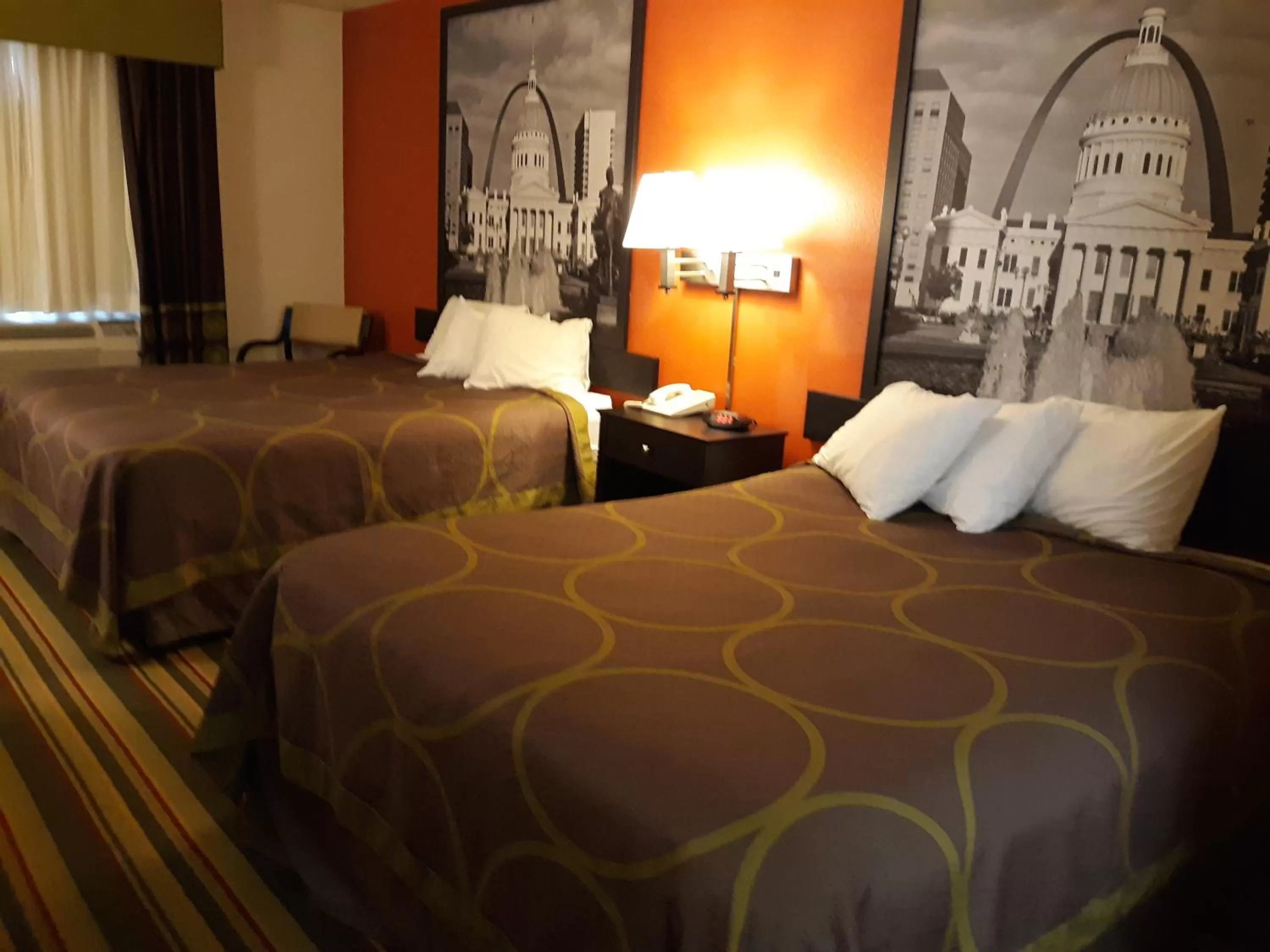 Queen Room with Two Queen Beds - Non-Smoking in Super 8 by Wyndham Mound City
