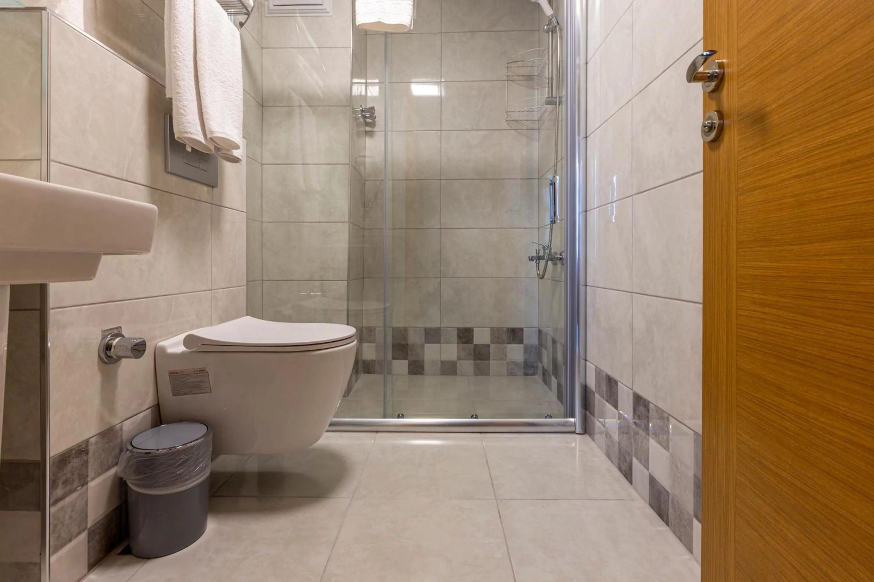 Classic Triple Room in Antalya Business Hotel