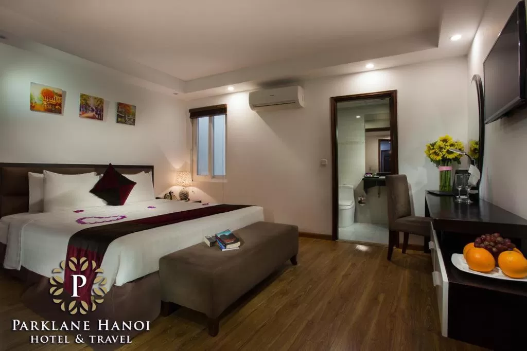 Deluxe Double Room in Parklane Central Hanoi Hotel