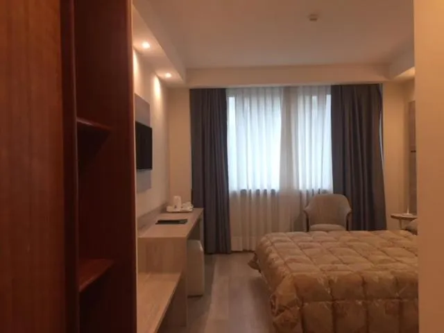 Double Room in Hostellerie Du Cheval Blanc