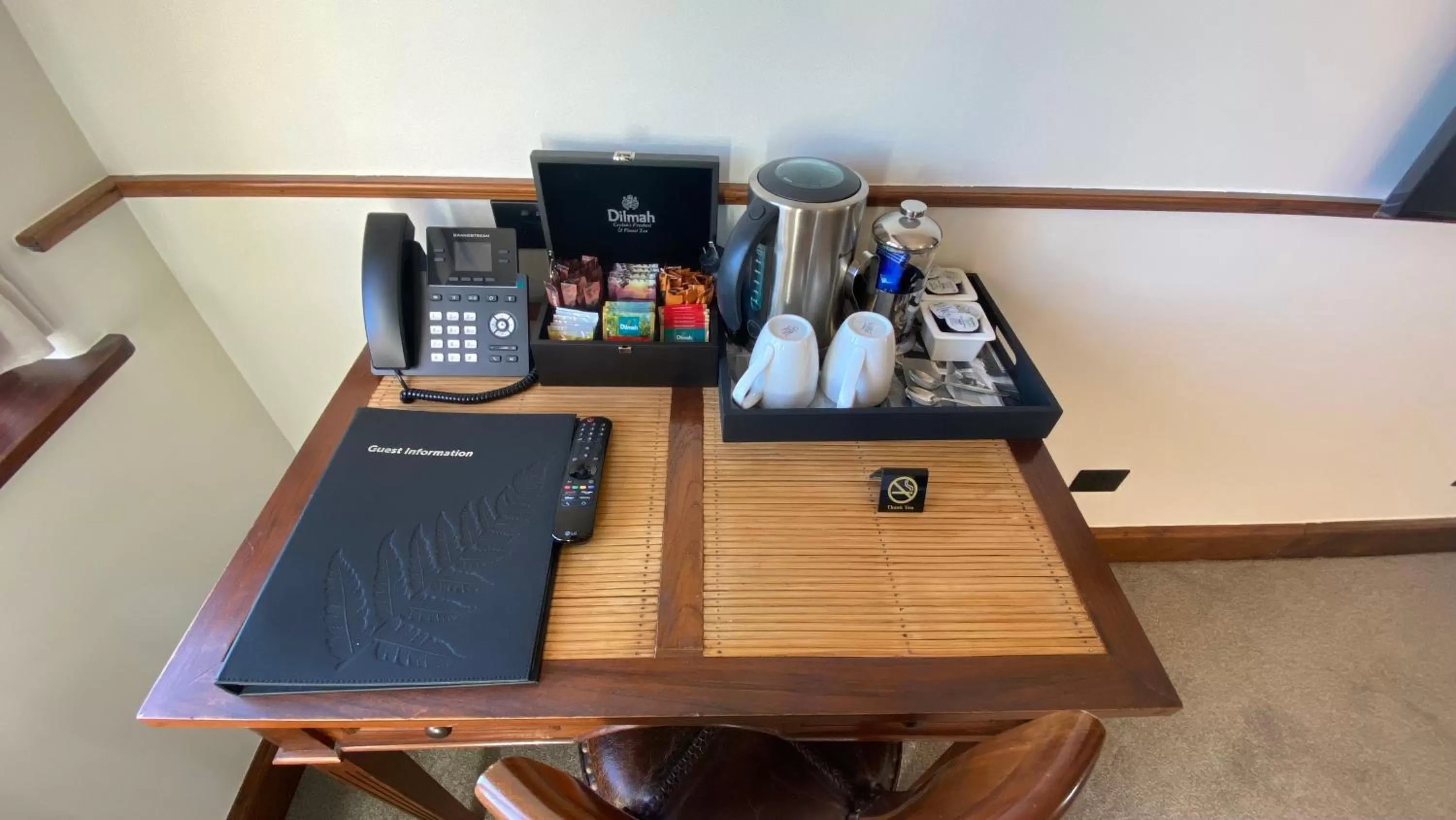 King Room with Sea View in Grand Arden Monaco Nelson