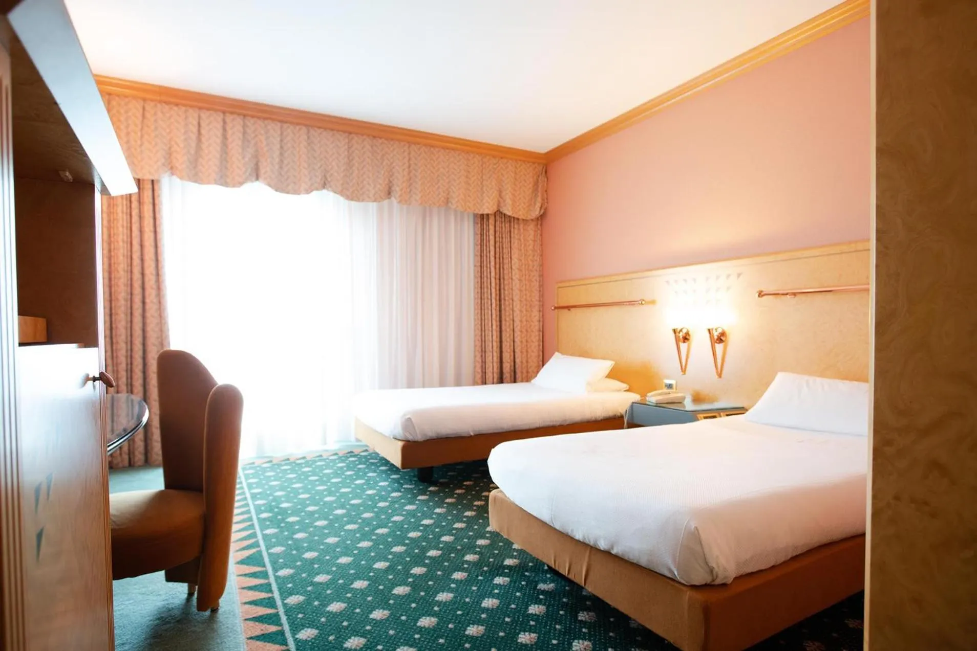 Twin Room in SHG Hotel Antonella