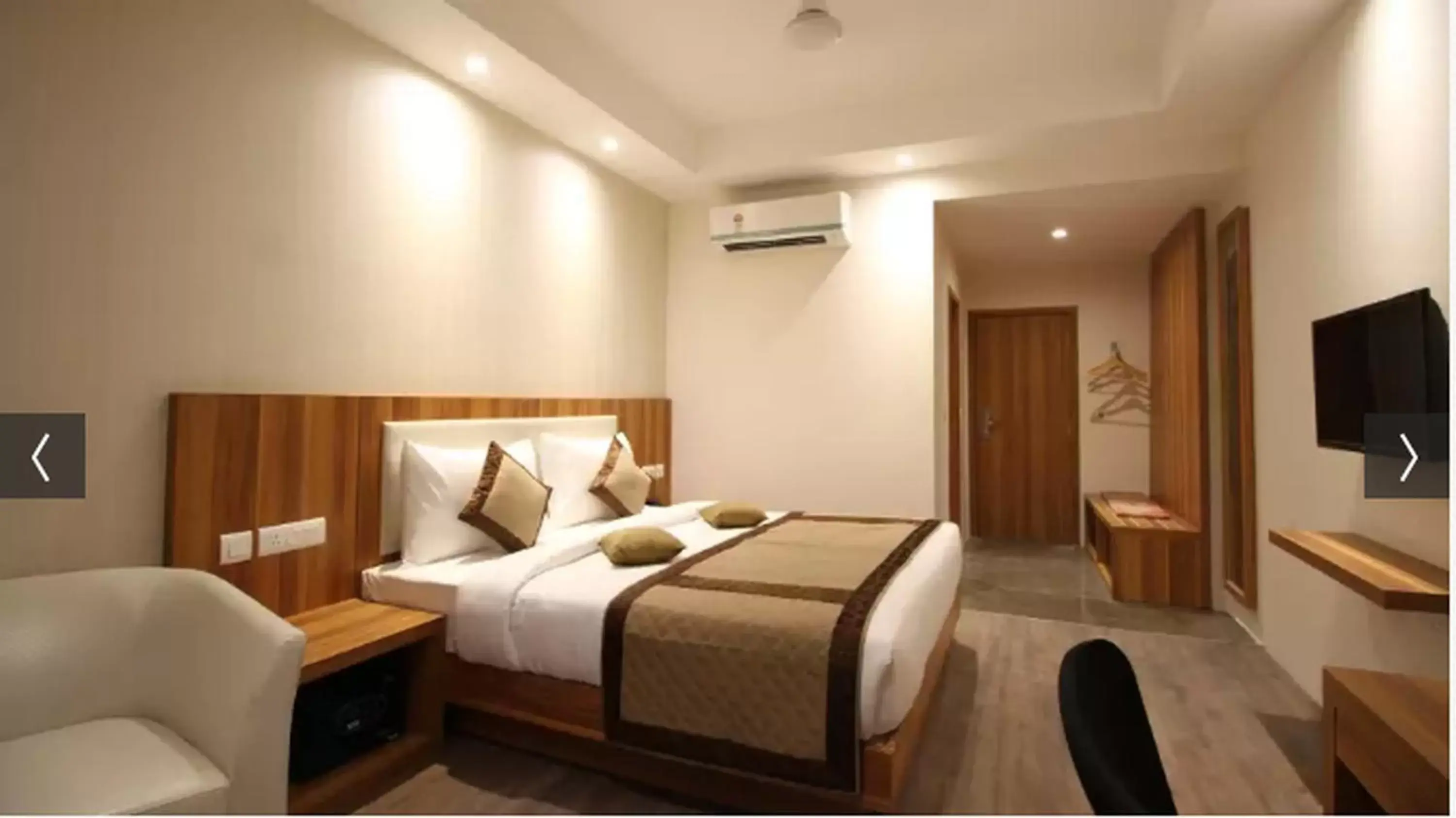 Hotel Le Roi Raipur at Raipur Railway Station Hotel Le Roi Raipur at Raipur Railway Station