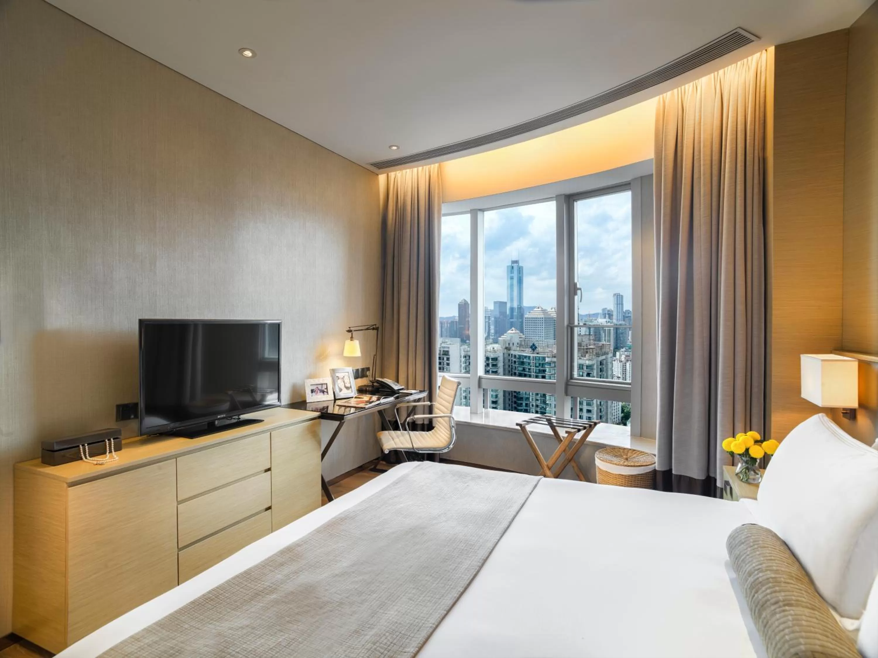 Deluxe One-Bedroom Suite in Fraser Suites Guangzhou
