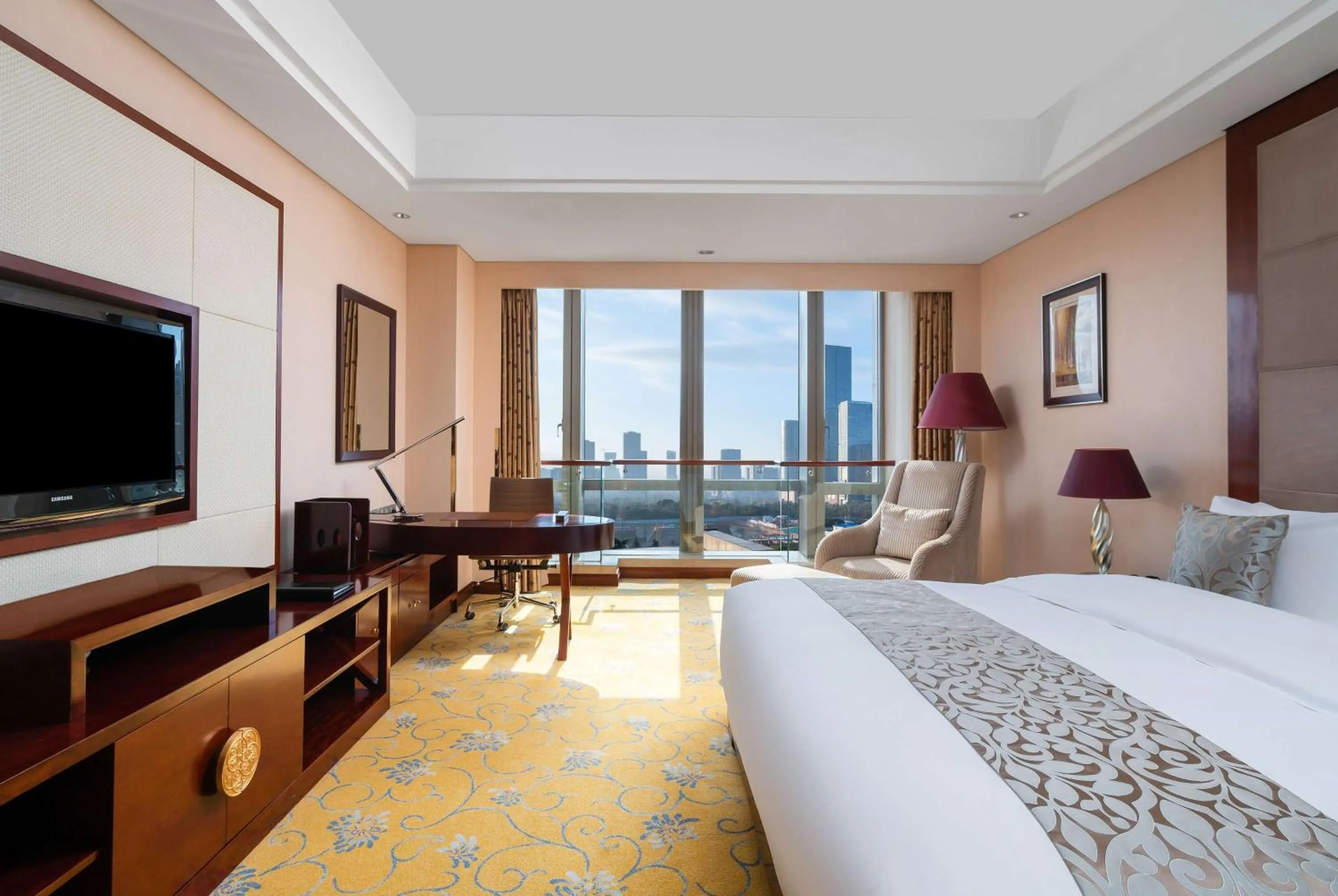 King Room - Non-Smoking in Howard Johnson Tropical Garden Plaza Kunming