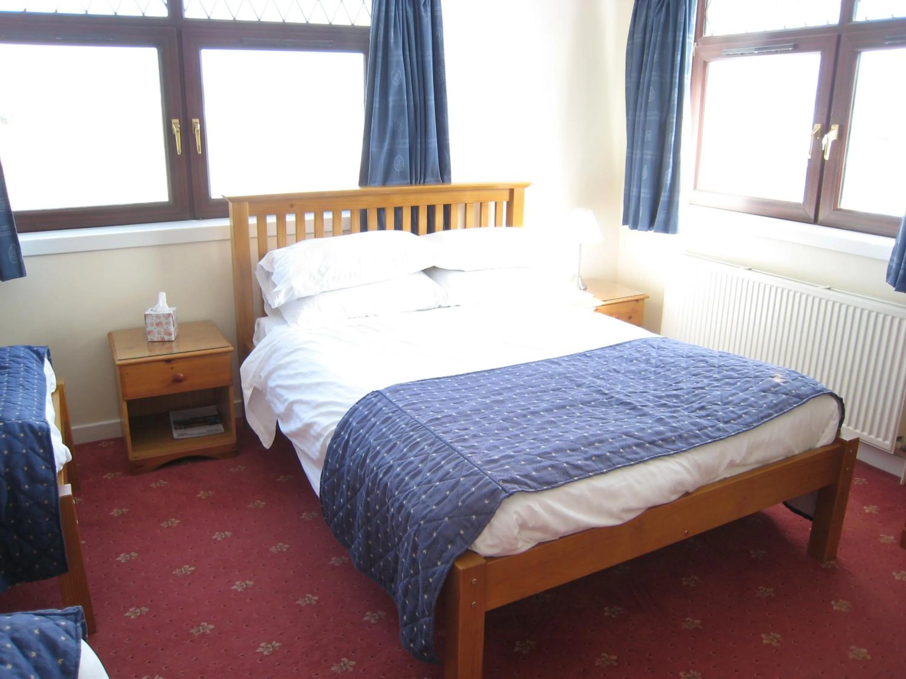 Family Room (2 Adults + 2 Children) in Herdshill Guest House