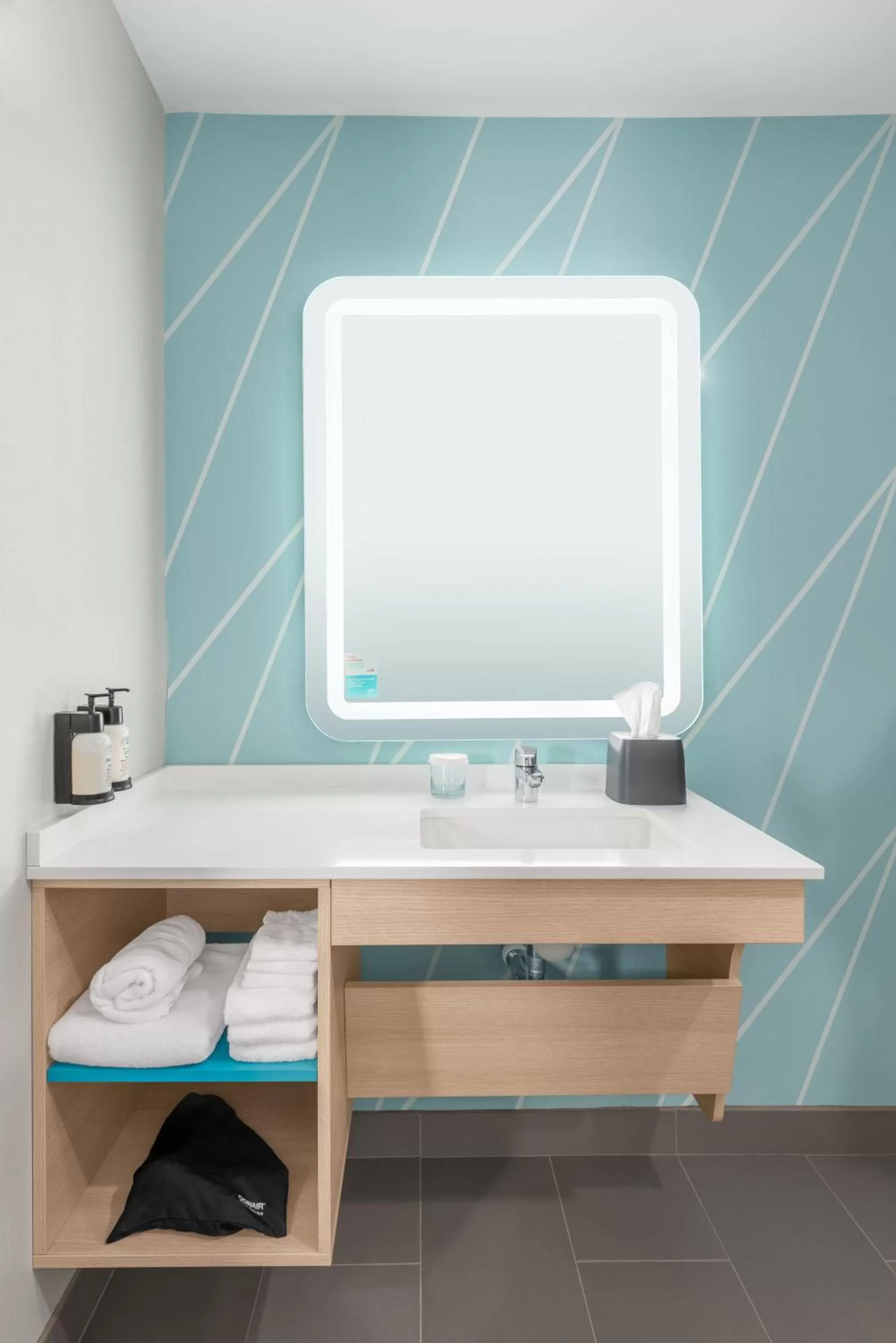 Room with Two Beds - Hearing Accessible - Non-Smoking in avid hotel Nashville - Lebanon an IHG Hotel