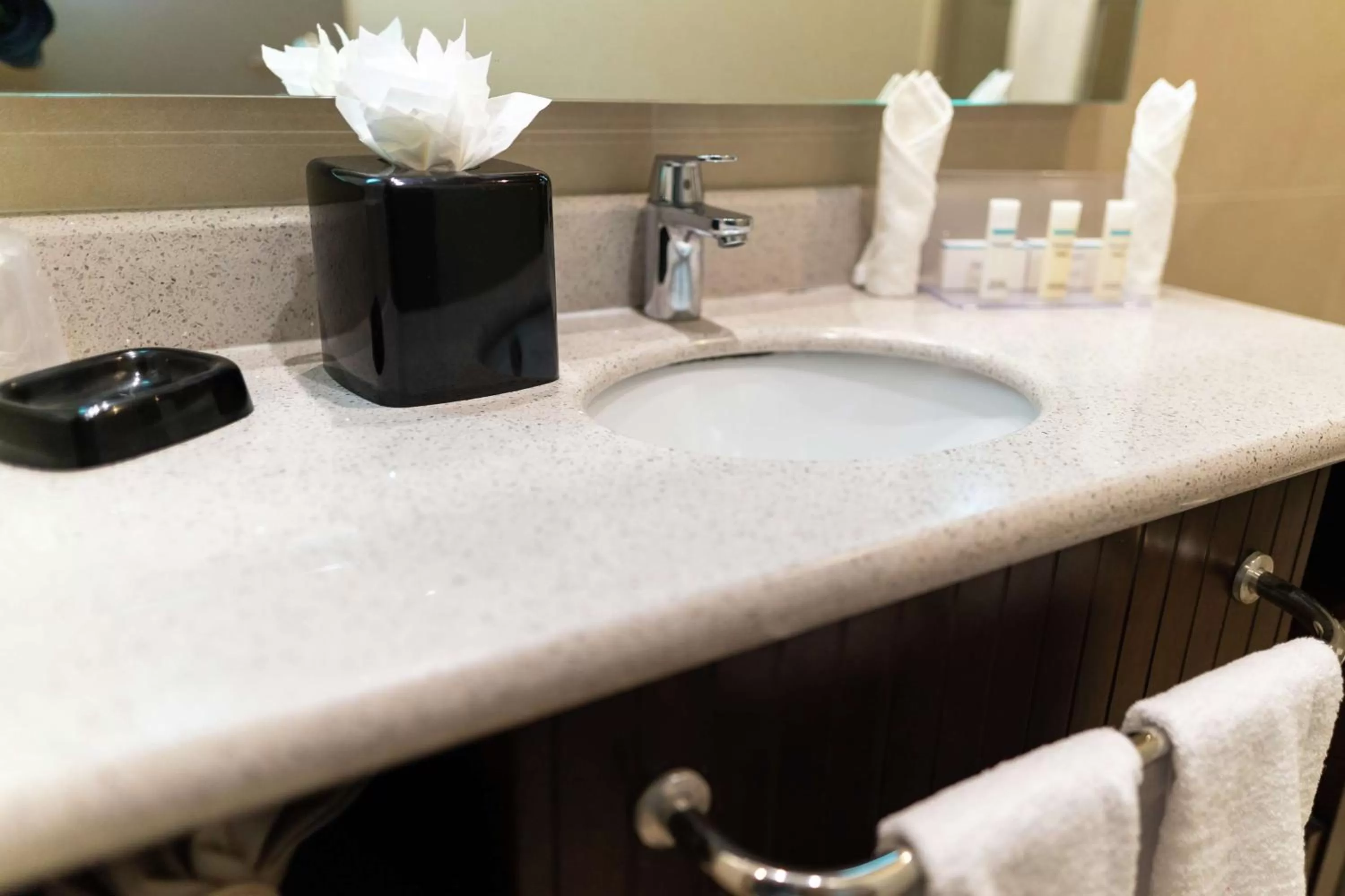 King Room in Hampton by Hilton Panama