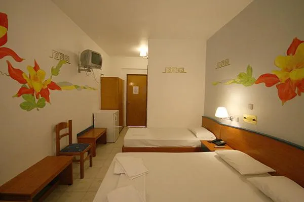 Triple Room in Metaxa Hotel