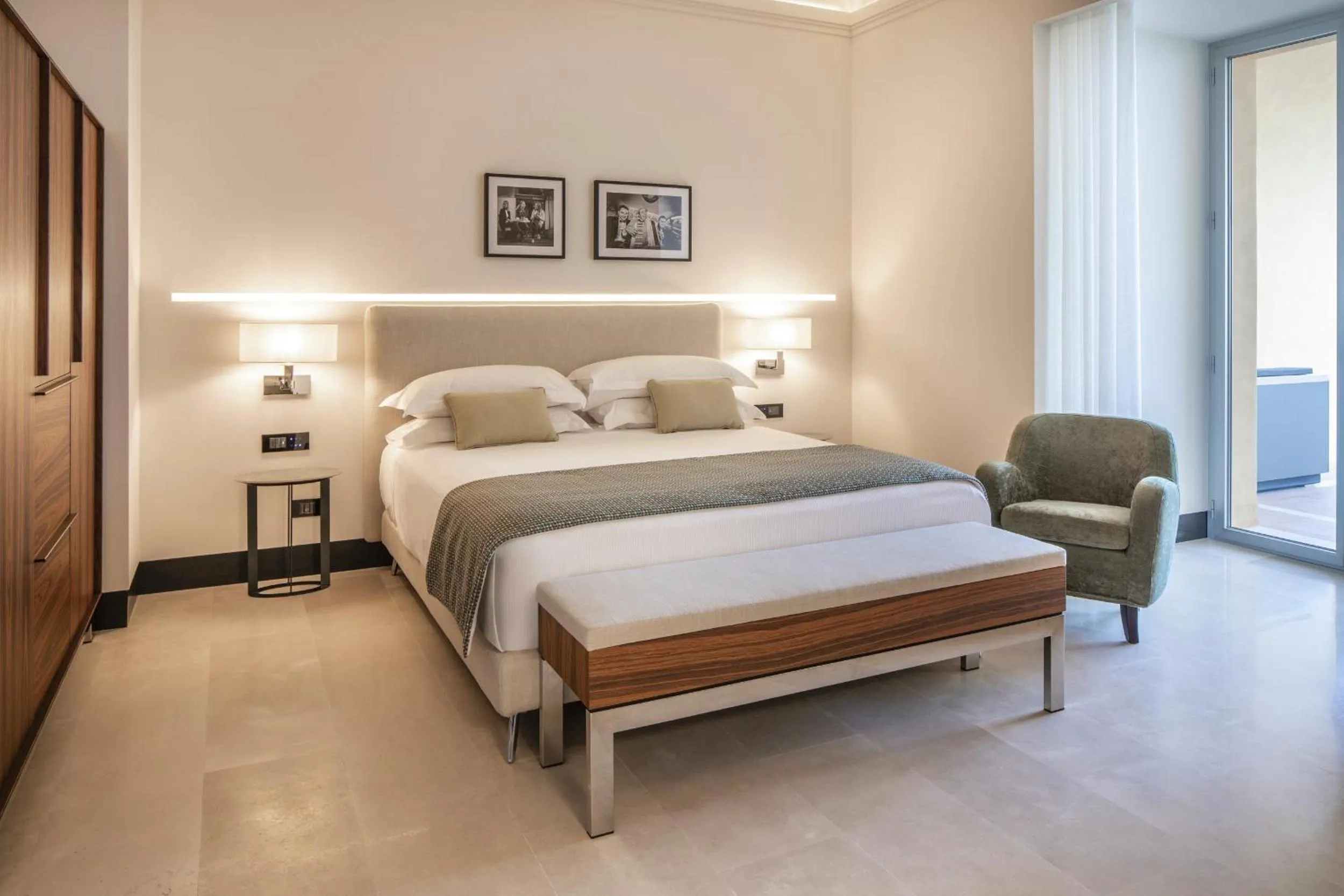 Unconventional Junior Suite with Mini Pool and Sea View - Adults only in Grand Hotel Angiolieri