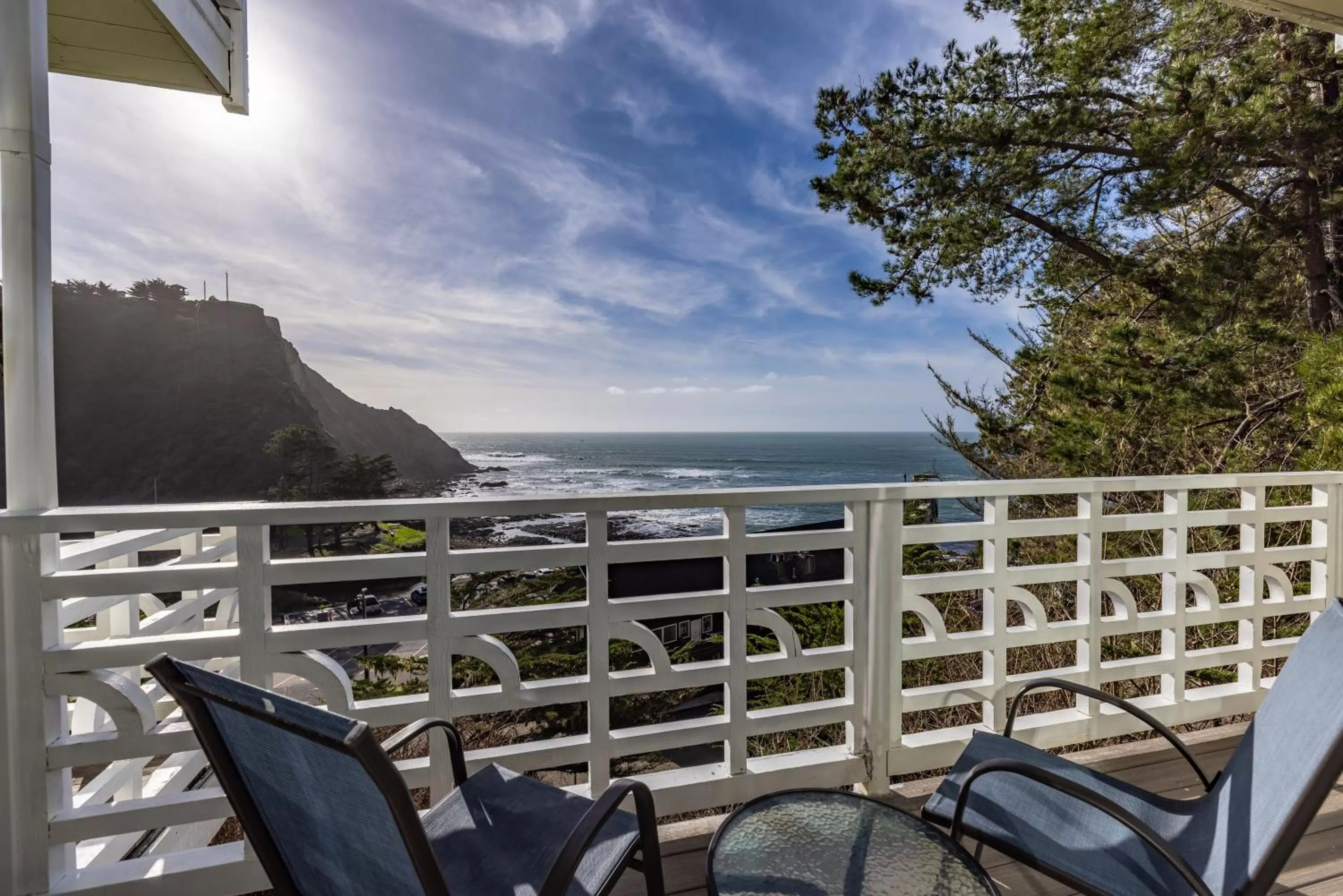 Superior Queen Room with Ocean View in Wharf Master's Inn