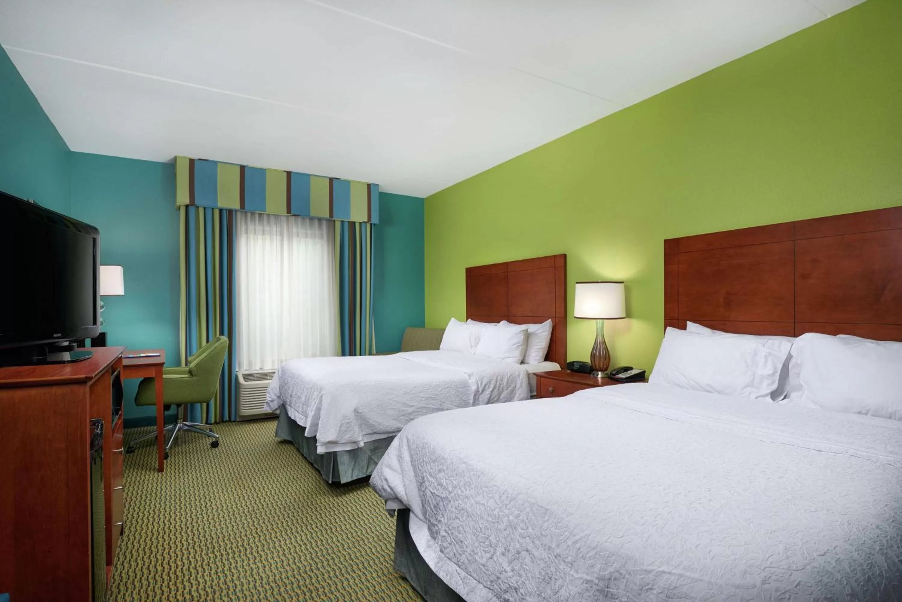 Queen Room with Two Queen Beds - Disability Access/Hearing Accessible - Non-Smoking in Hampton Inn Bermuda Run / Advance