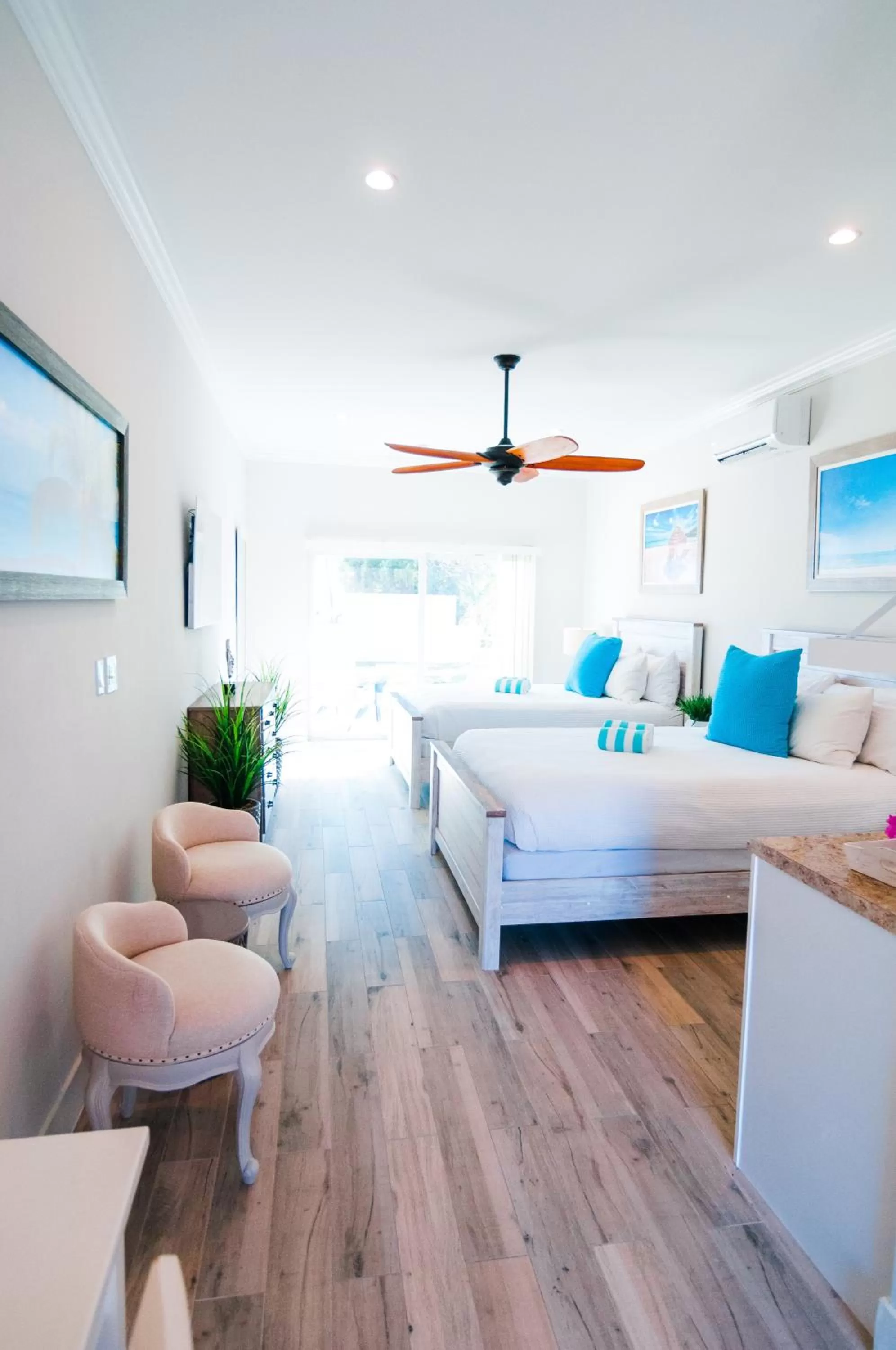 Deluxe Bungalow with Sea View in Seascape Resort & Marina