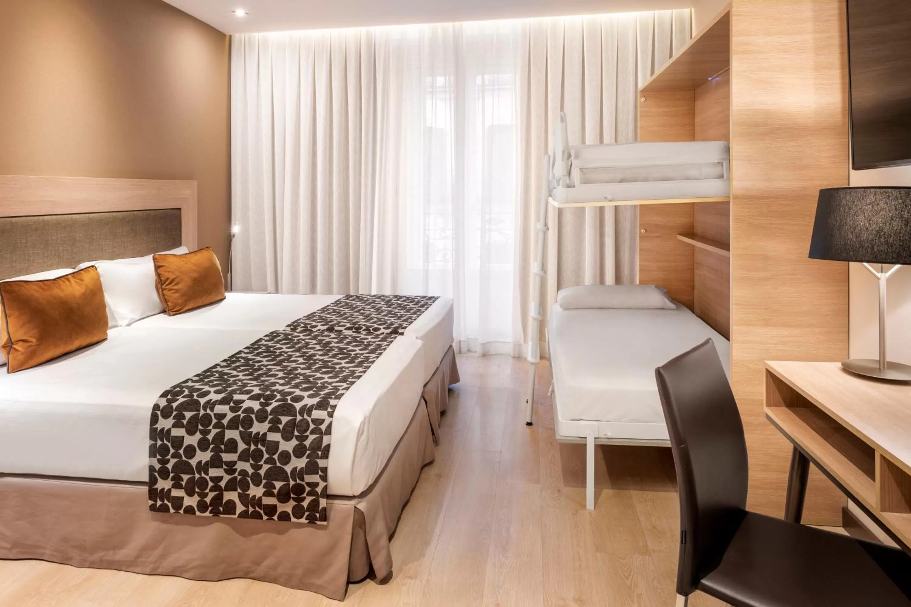 Family Room (2 Adults + 2 Children) in Catalonia Plaza Mayor