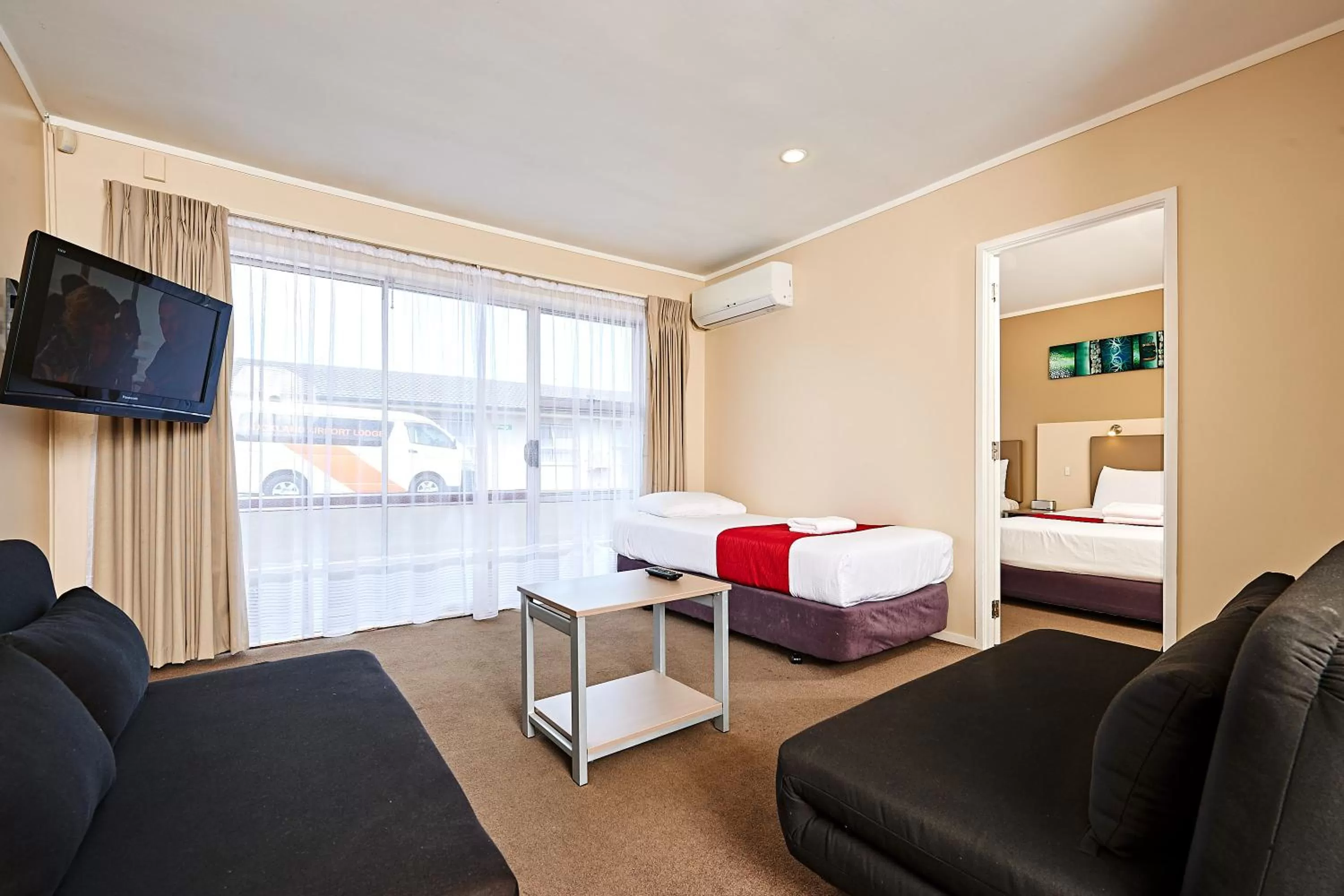 Standard One-Bedroom Apartment in Auckland Airport Lodge