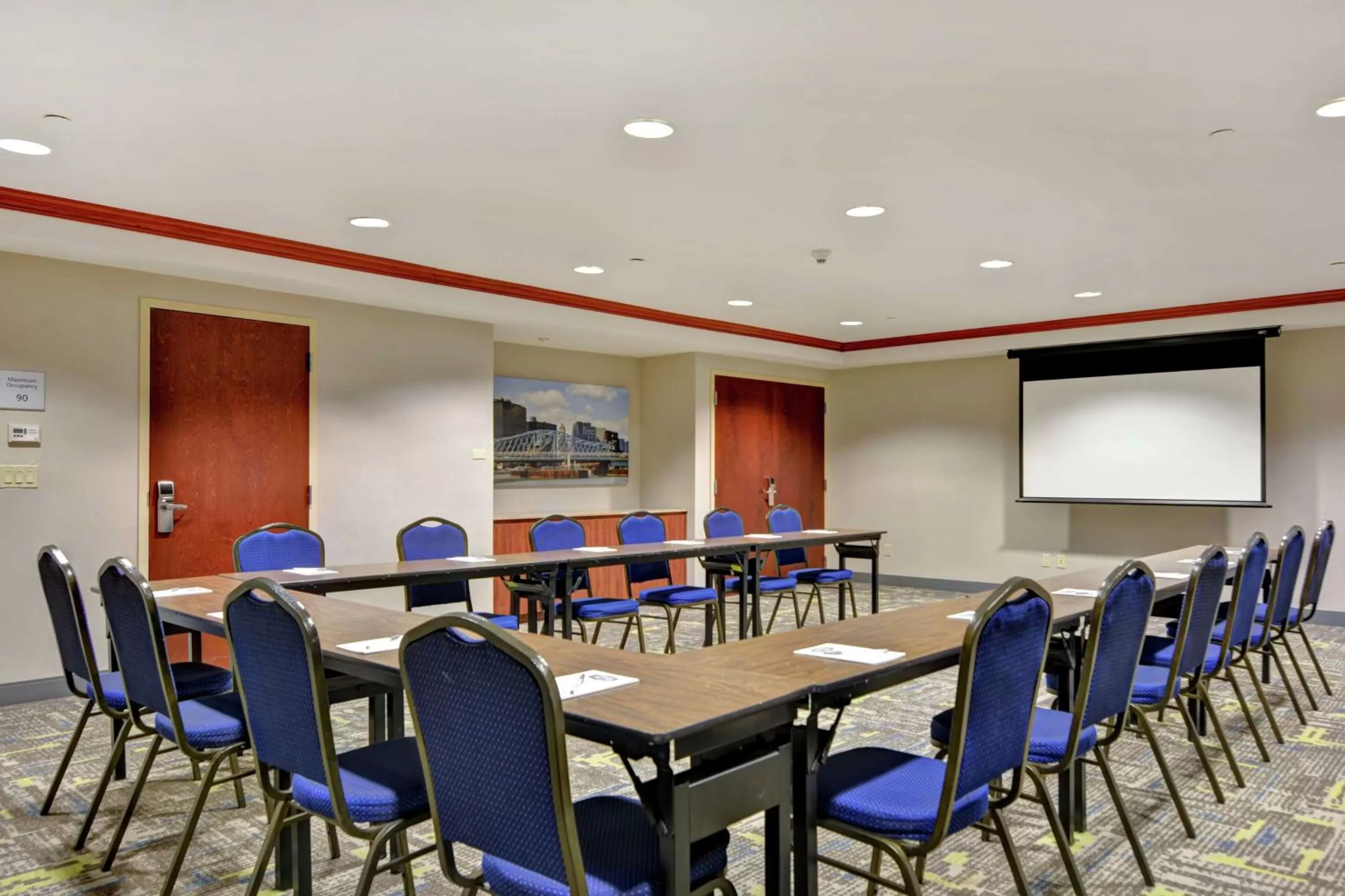 Breakfast in Hampton Inn & Suites Newark-Harrison-Riverwalk