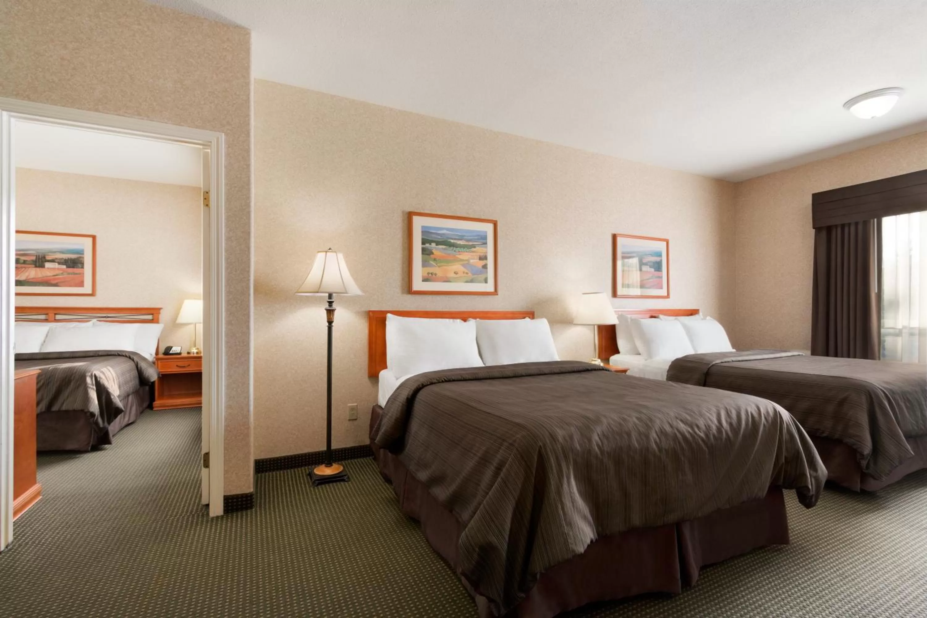 Family Suite - Non-Smoking in Days Inn by Wyndham Saskatoon