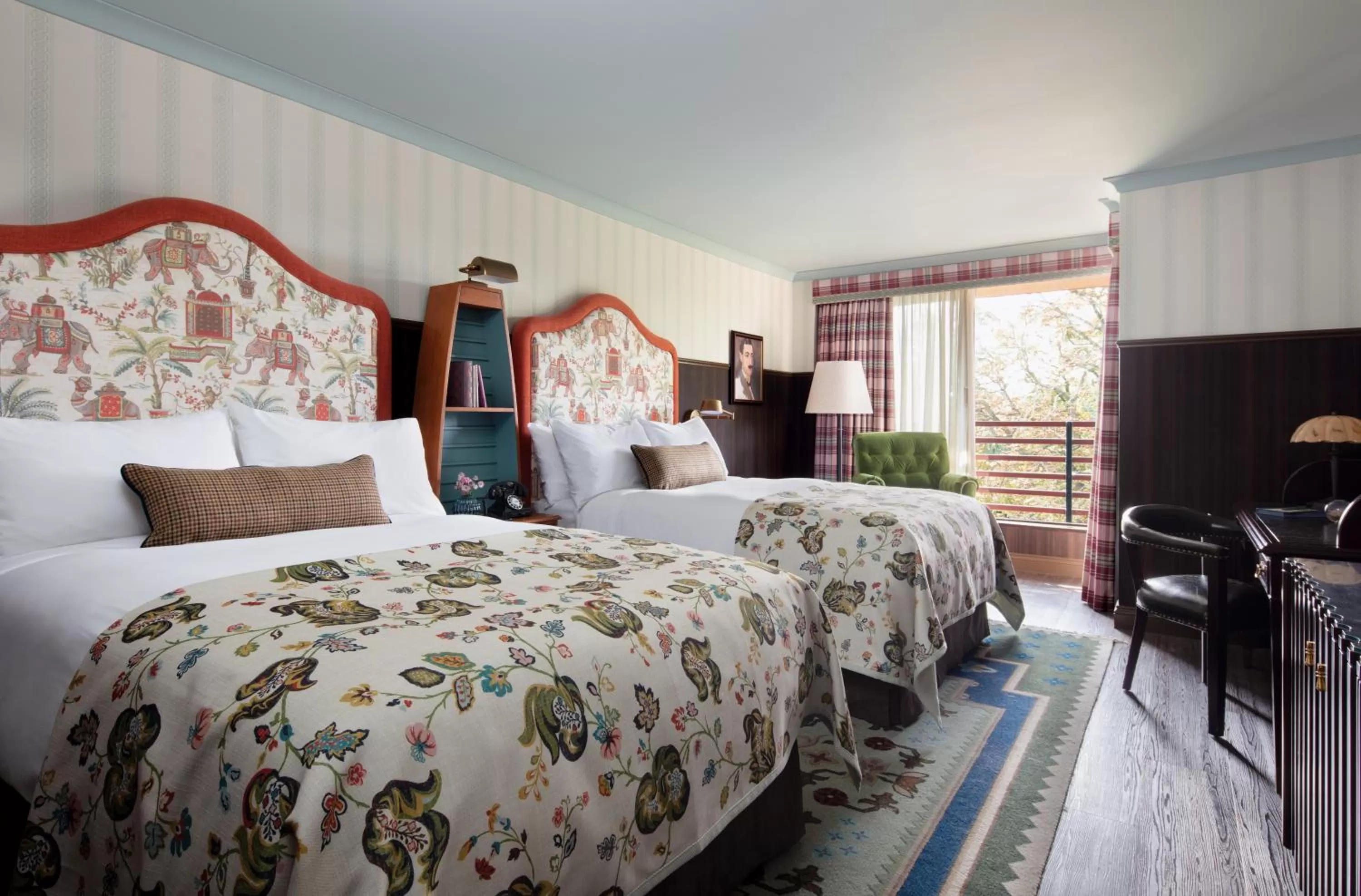 Deluxe Twin Room in Graduate by Hilton Cambridge