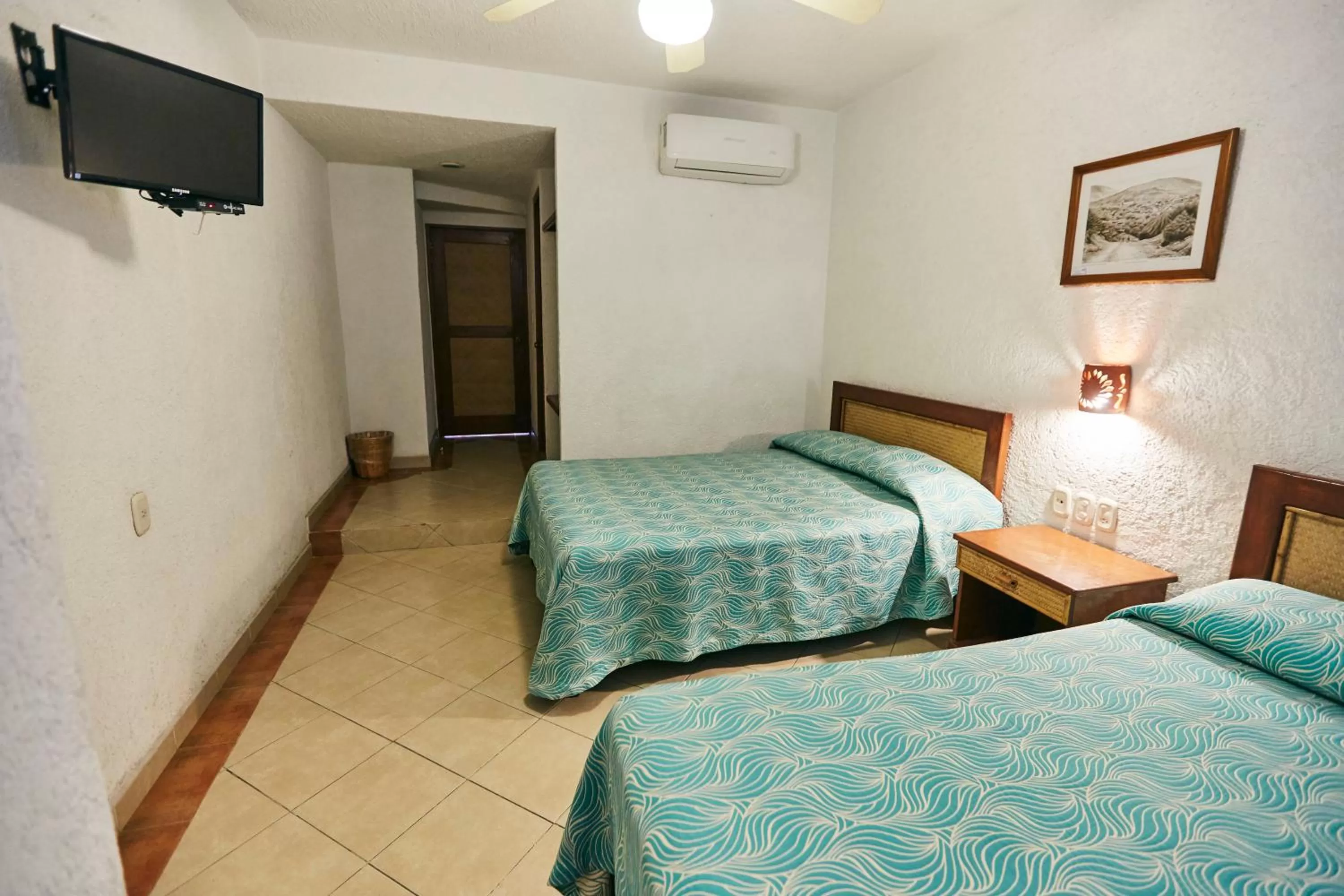 Double Room with Two Double Beds in Hotel Suites Ixtapa Plaza