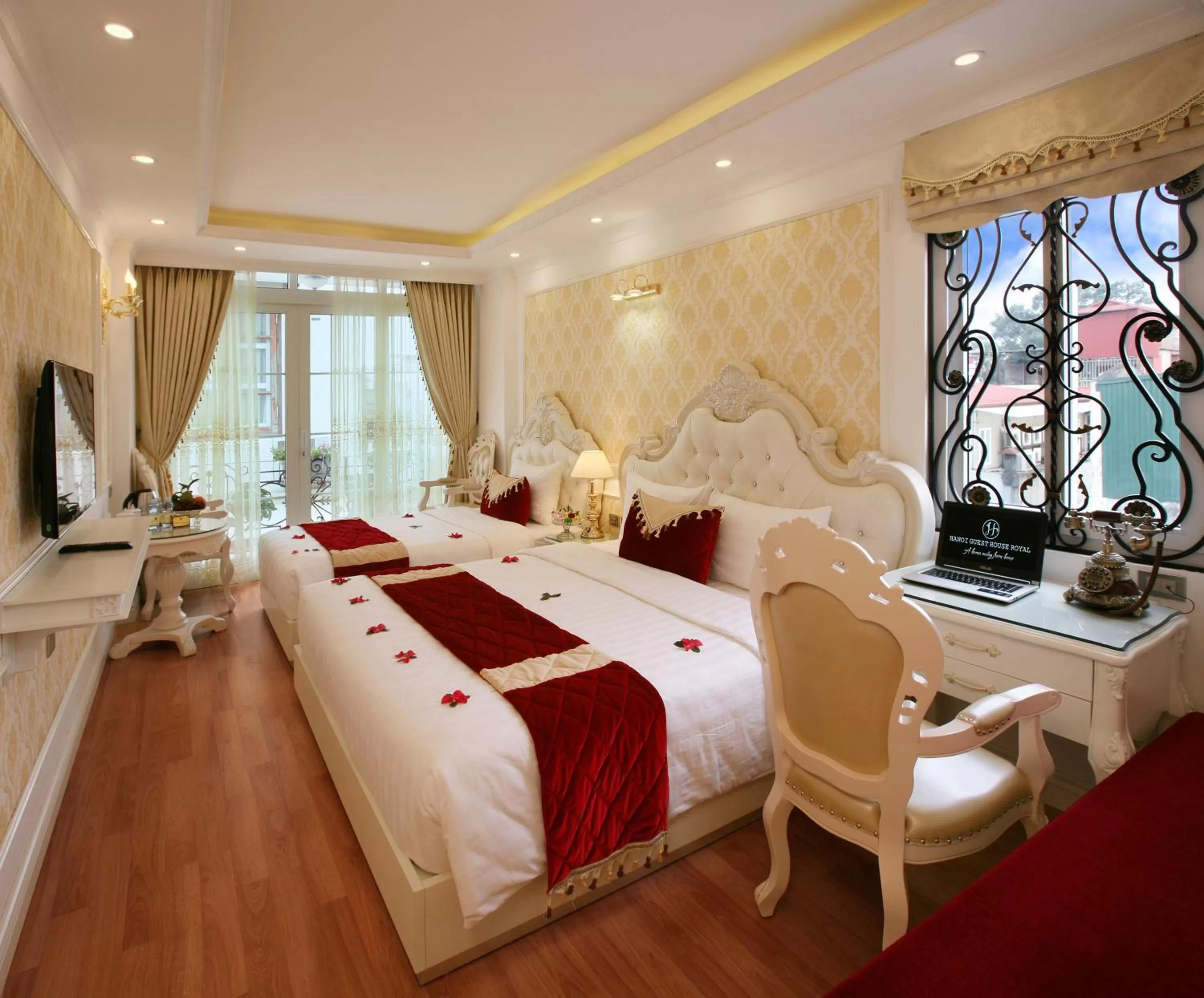 Executive Triple Room in Hanoi Hotel Royal