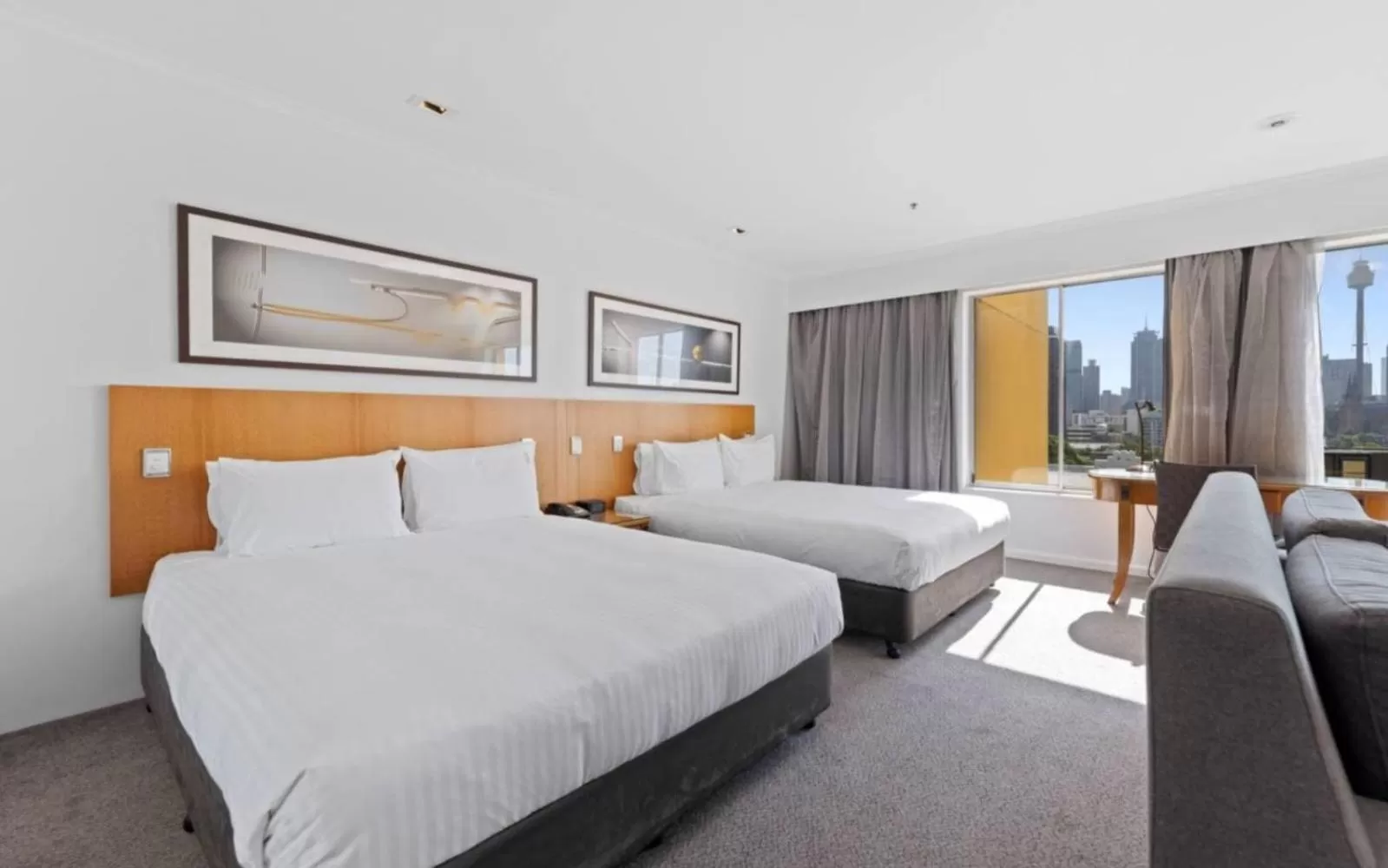 Premium Room in Holiday Inn Sydney Potts Point
