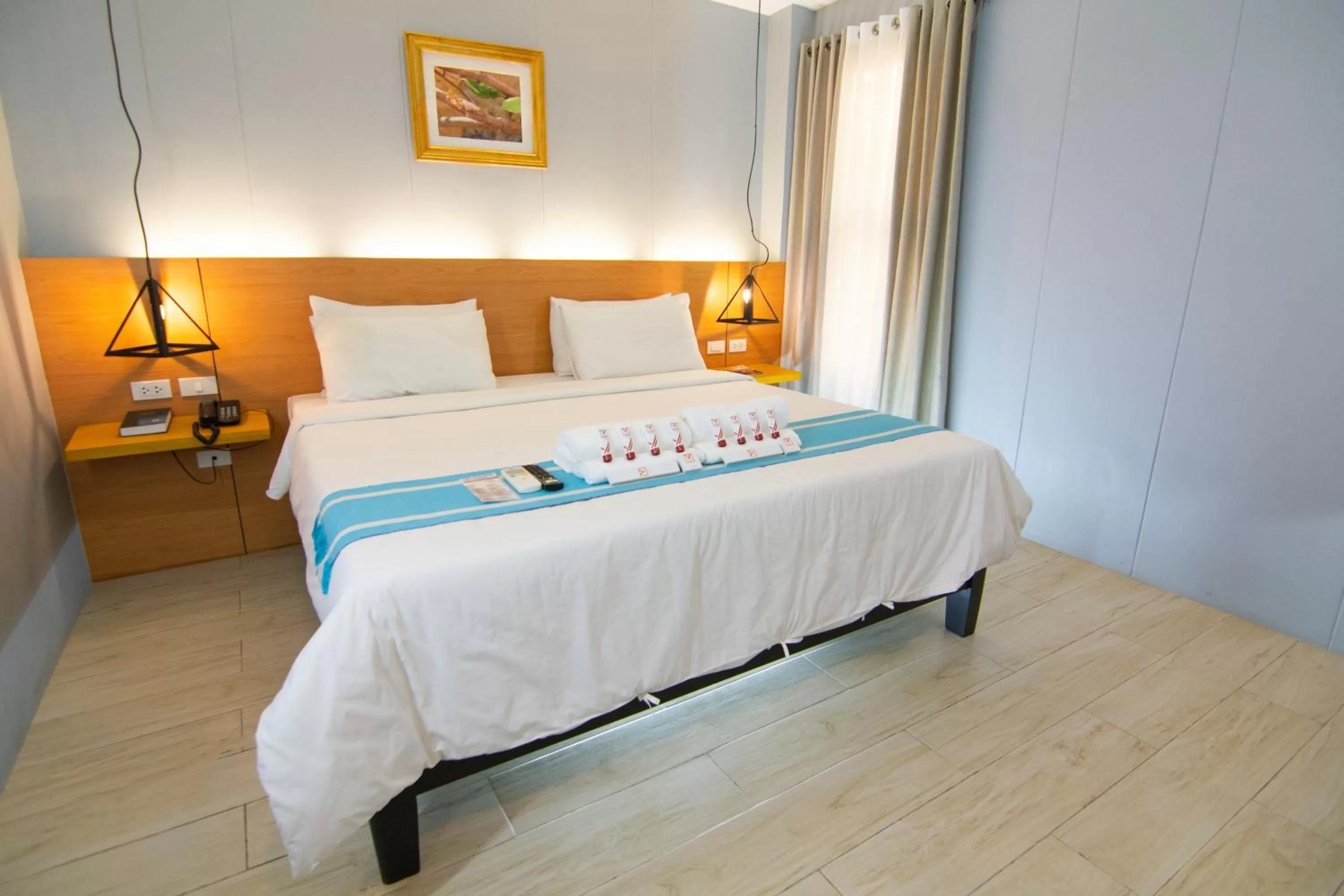 Junior Suite - single occupancy in Viven Hotel