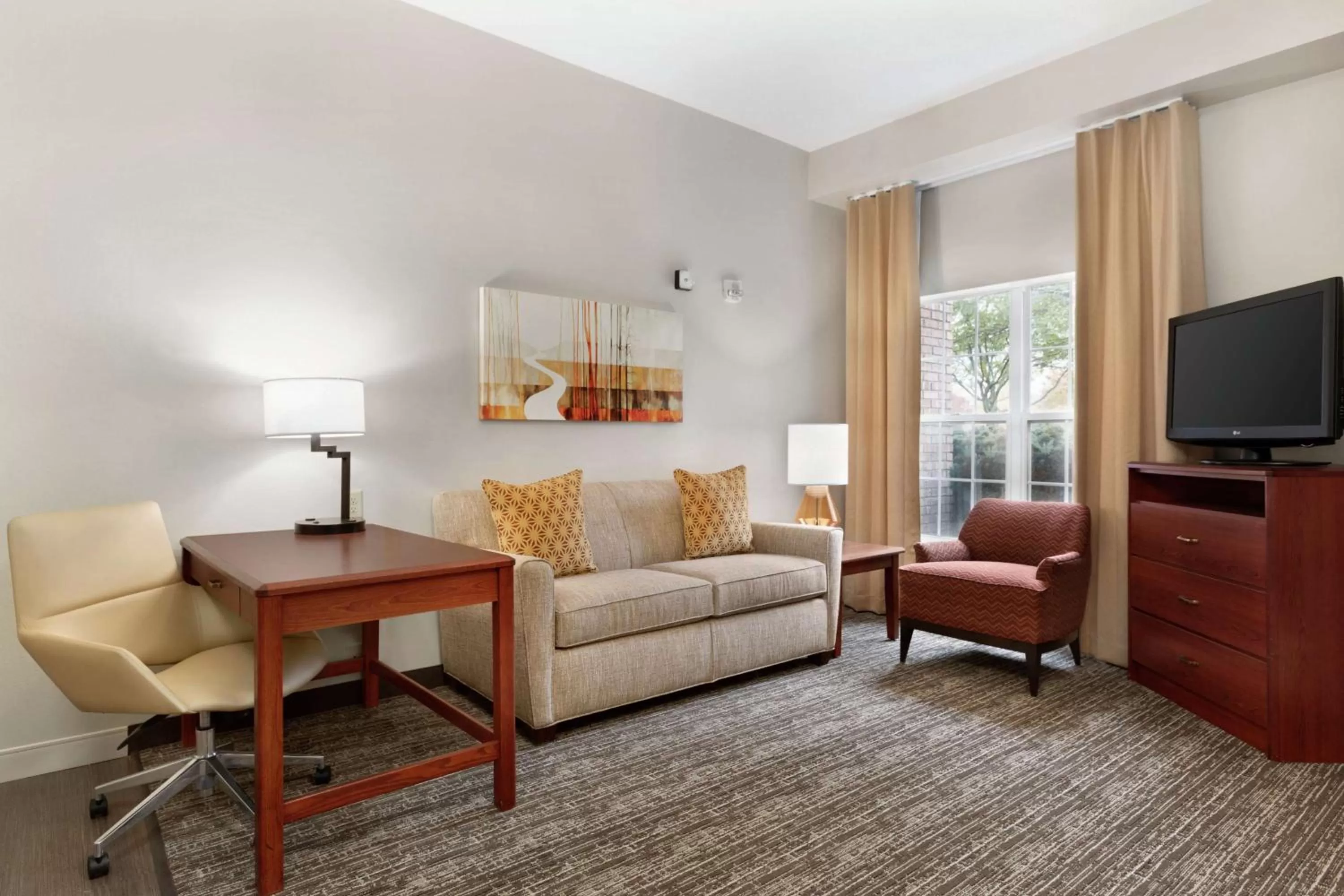 Queen Suite - Hearing Access/Non-Smoking in Homewood Suites by Hilton Columbus-Dublin