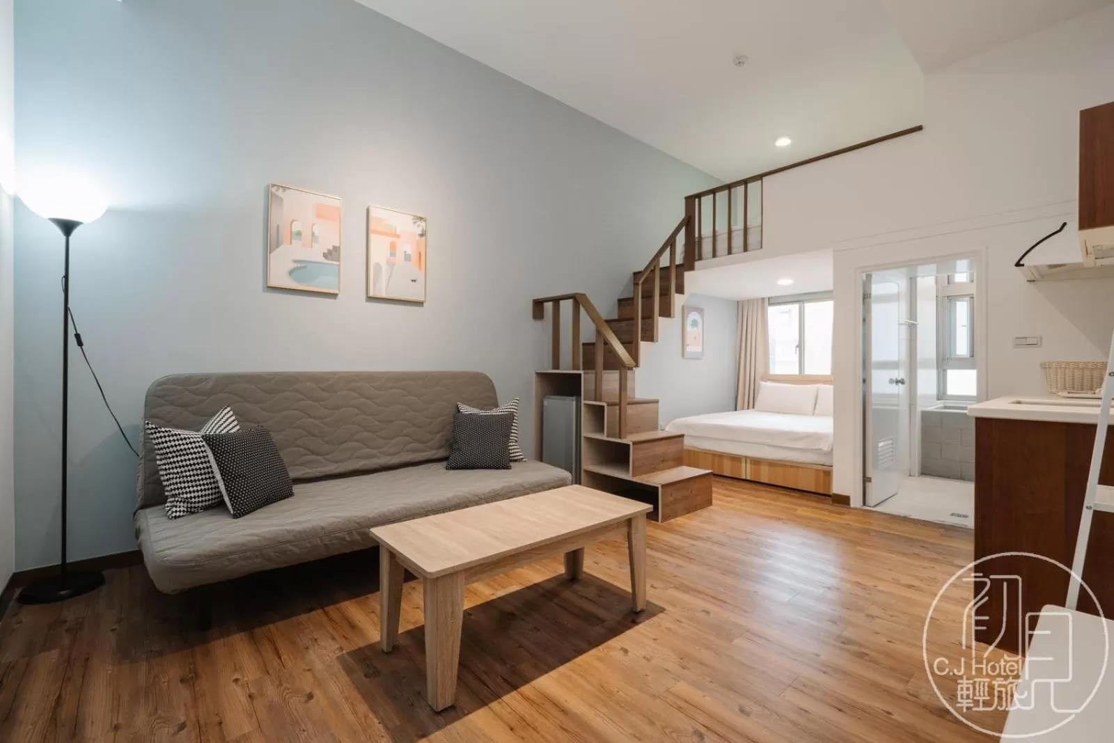 Duplex Quadruple Room in CJ Hotel