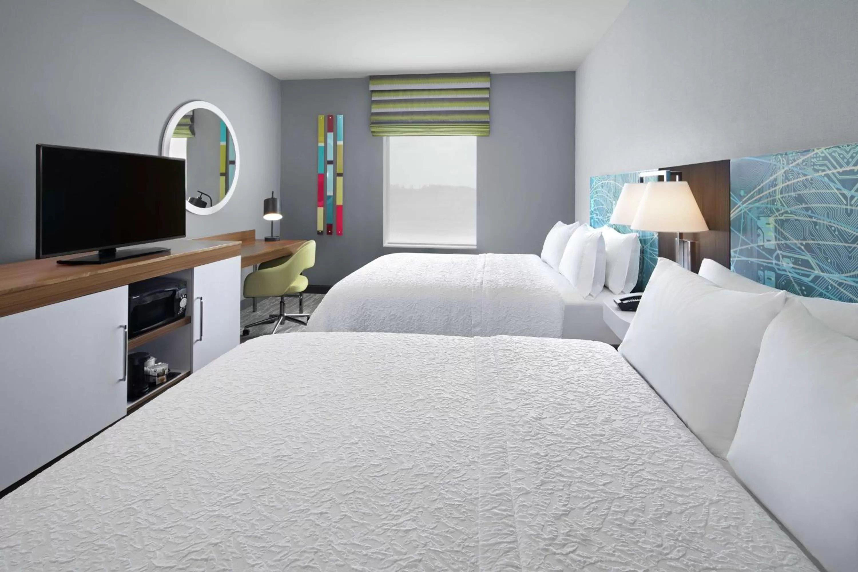 Queen Room with Two Queen Beds - Mobility/Hearing Accessible in Hampton Inn Sikeston