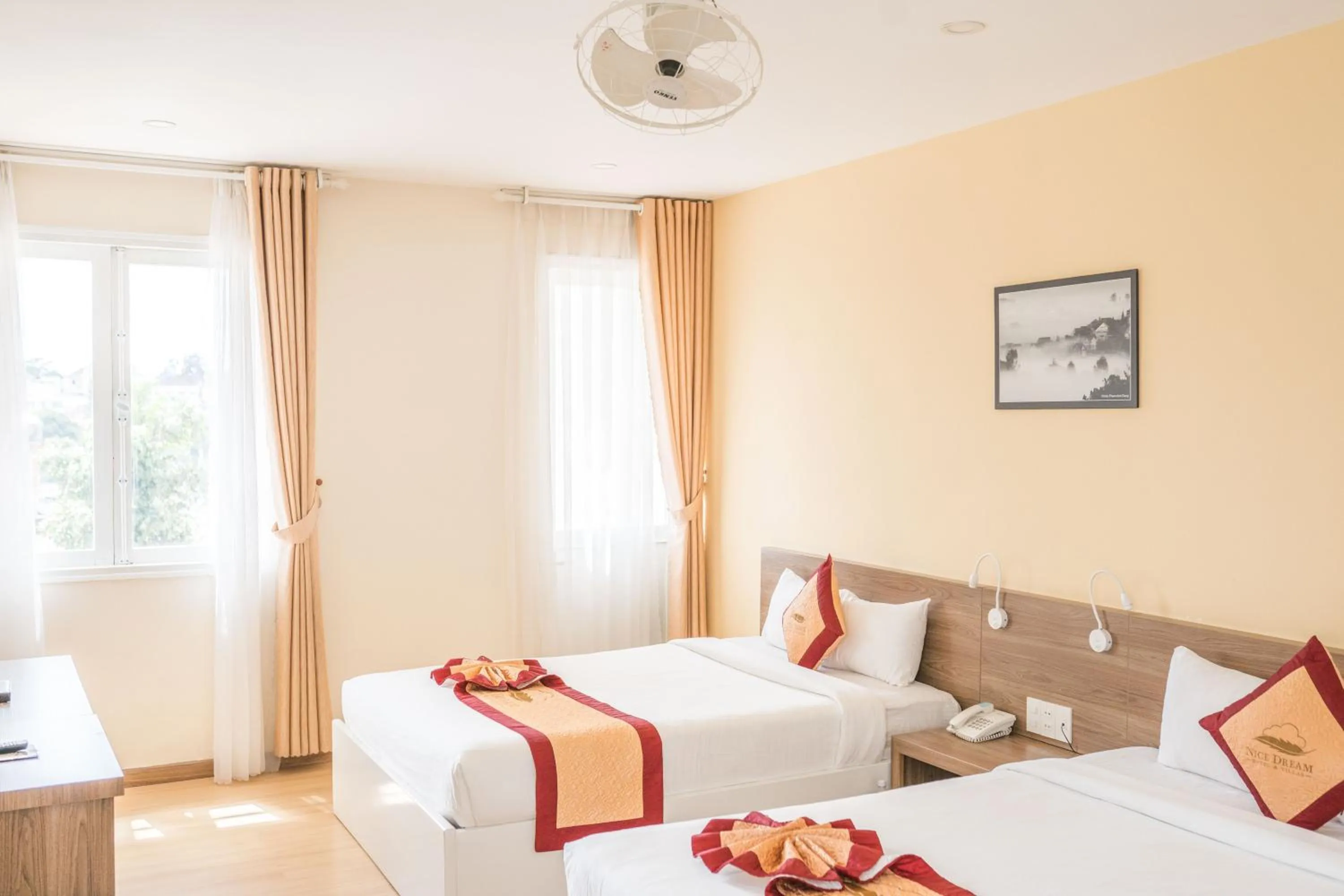 Superior Twin Room in Nice Dream Hotel