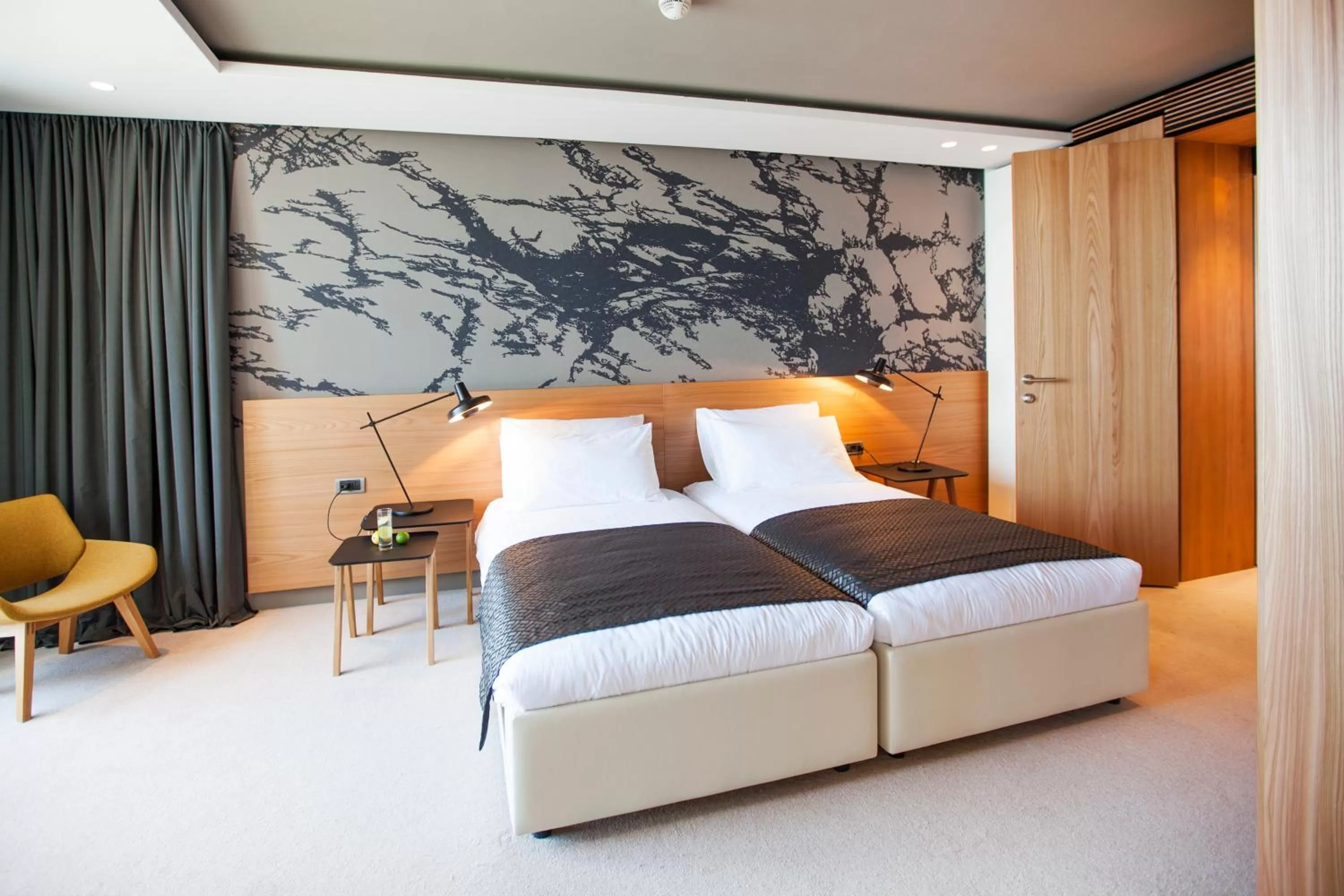 Junior Suite with Sea View and Balcony in Hotel Dubrovnik Palace