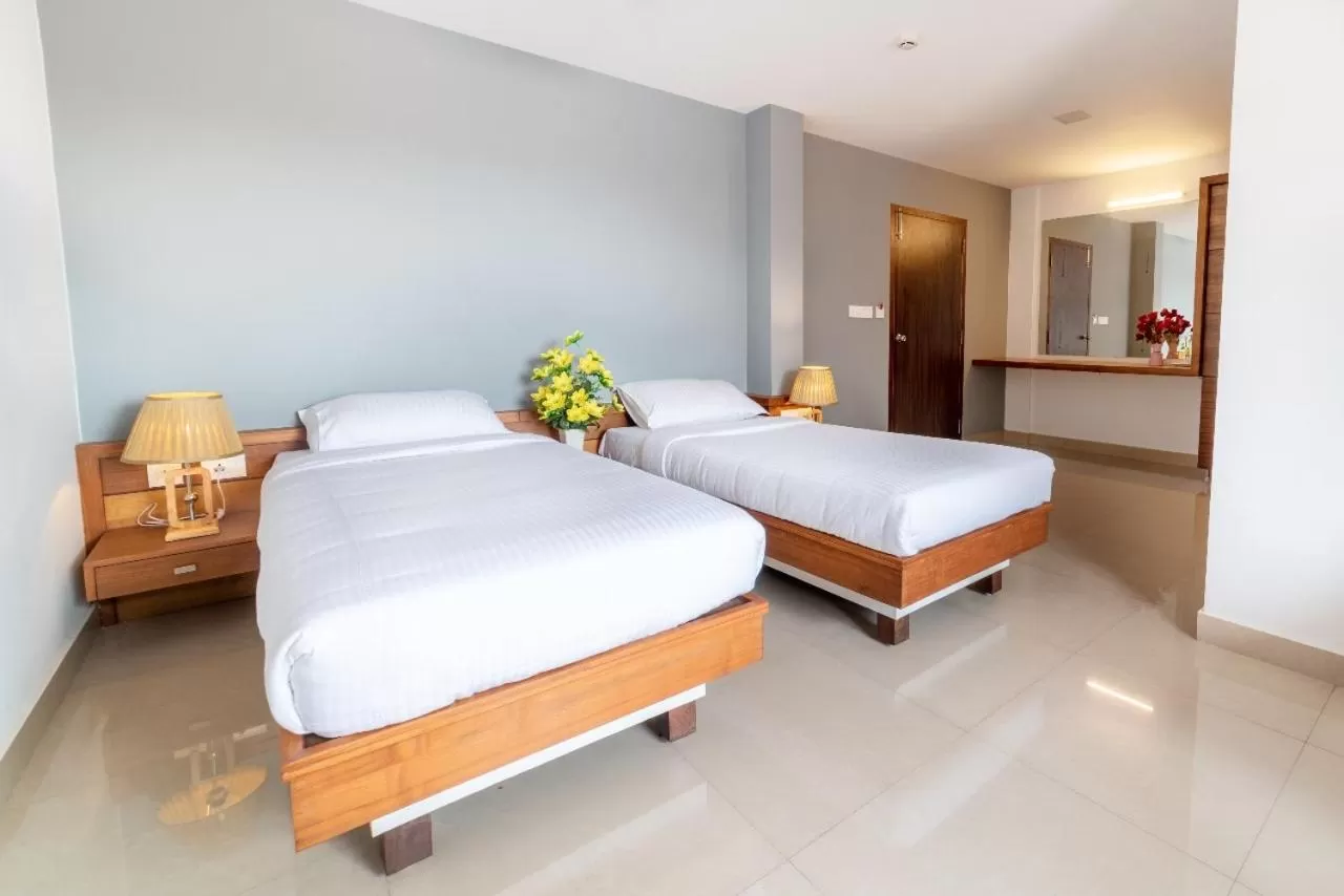 Deluxe Double or Twin Room - single occupancy in Hotel BKM International